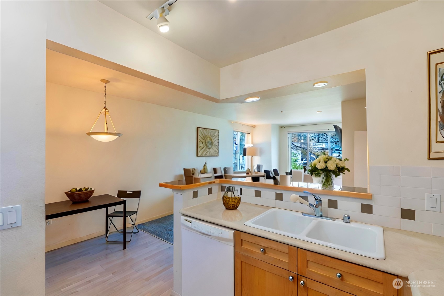 1525 NW 57th Street #401, -5625 Unit: 401