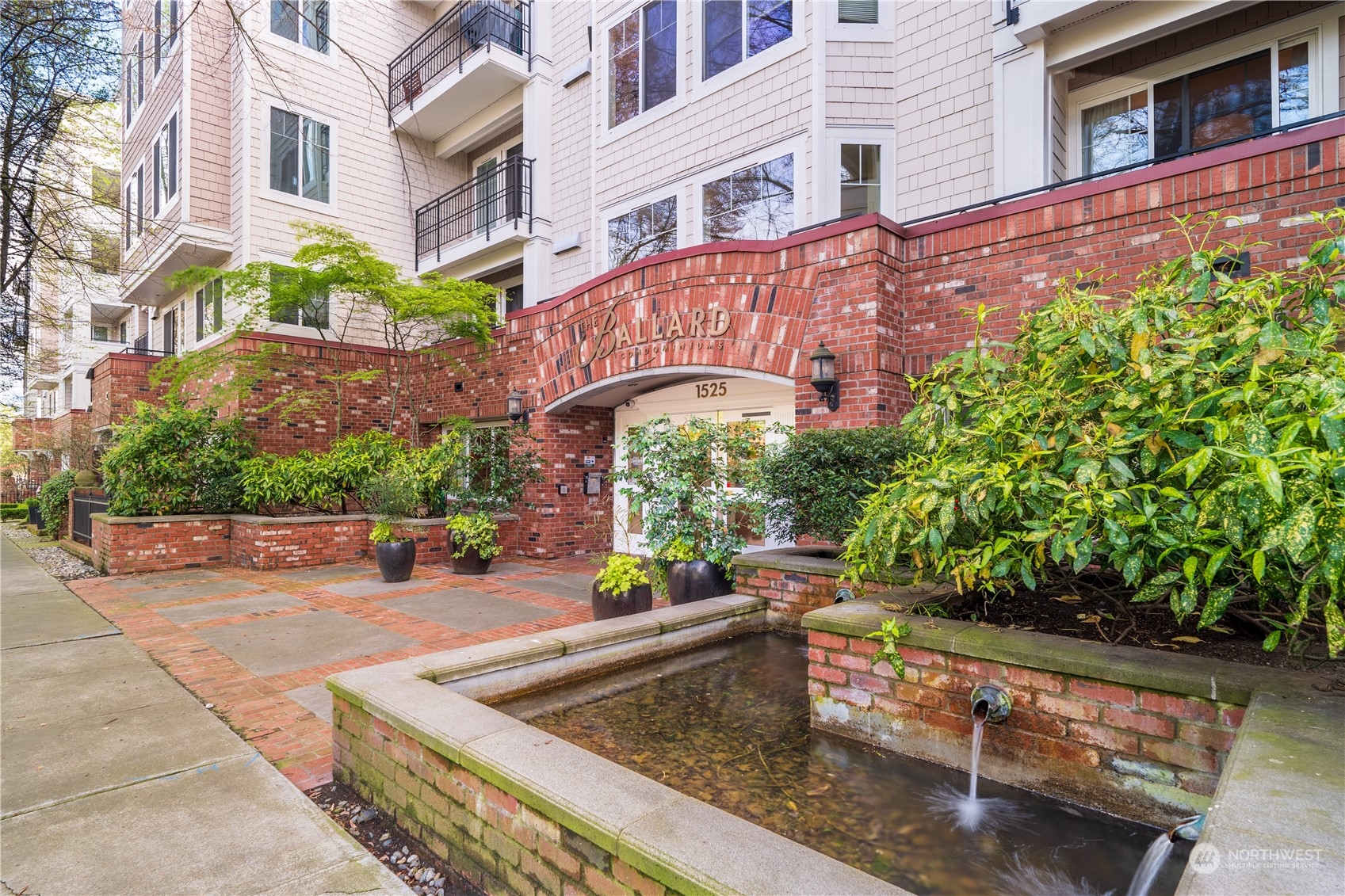 1525 NW 57th Street #401, -5625 Unit: 401