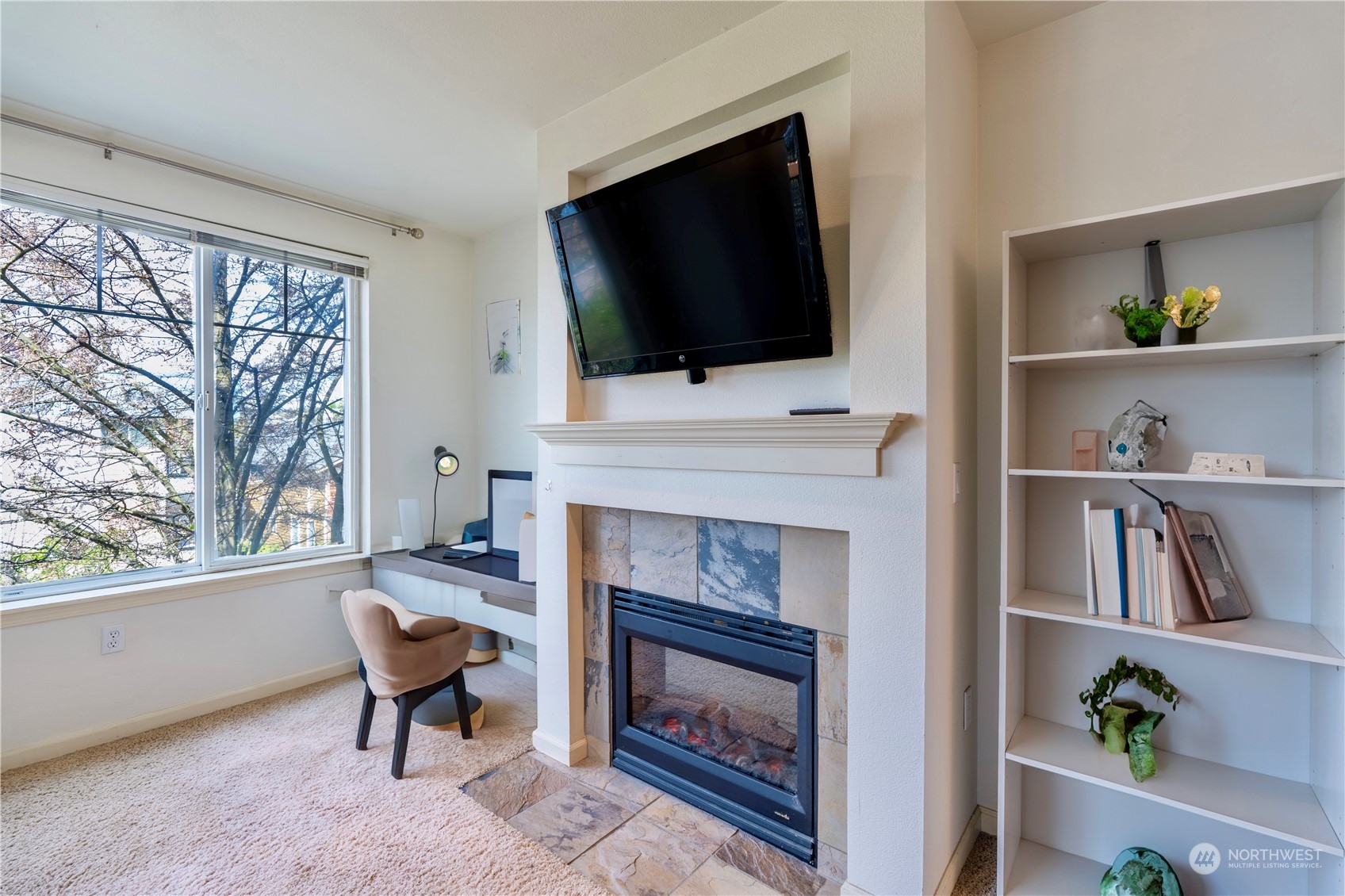 1525 NW 57th Street #401, -5625 Unit: 401