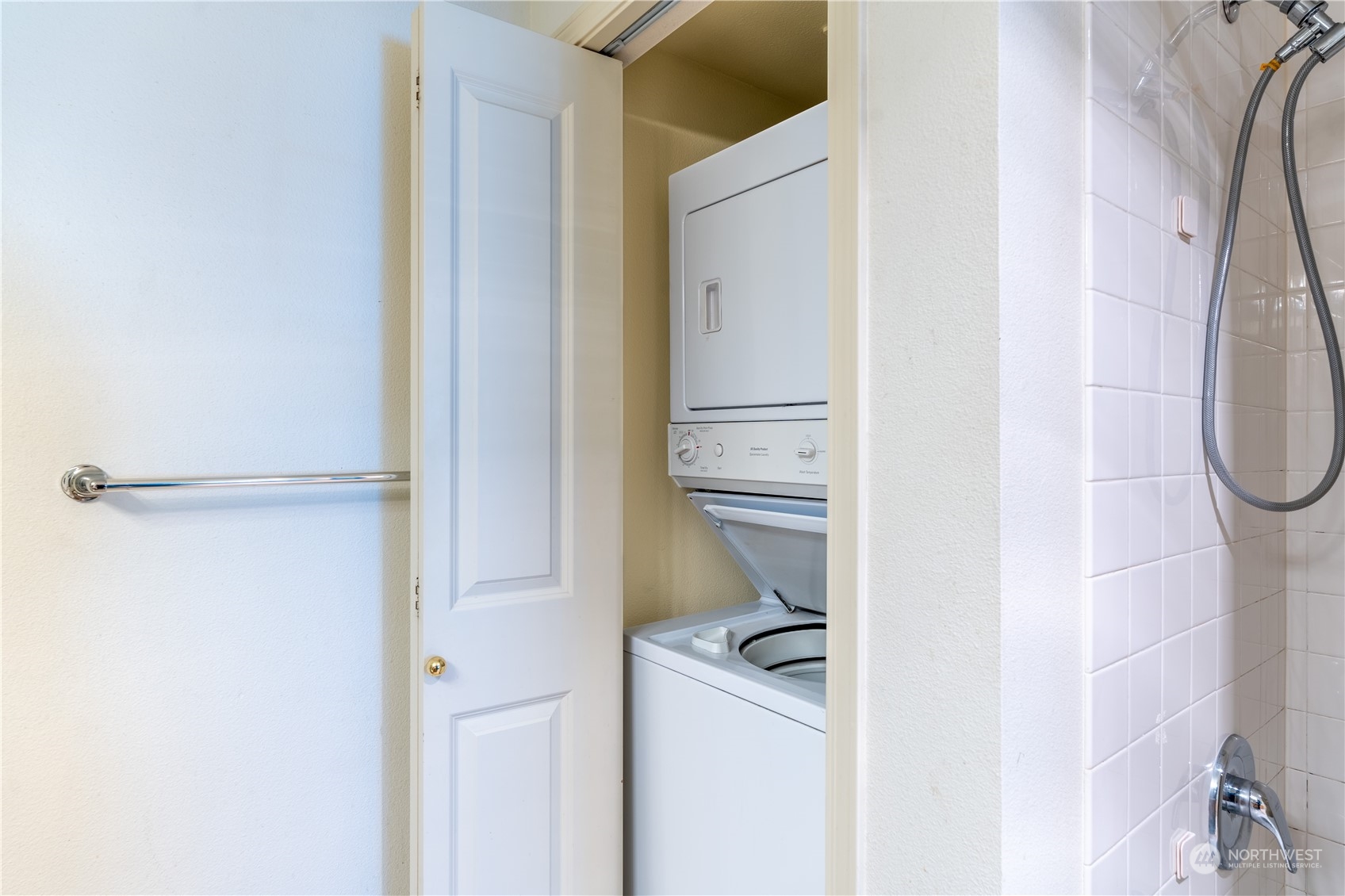 1525 NW 57th Street #401, -5625 Unit: 401