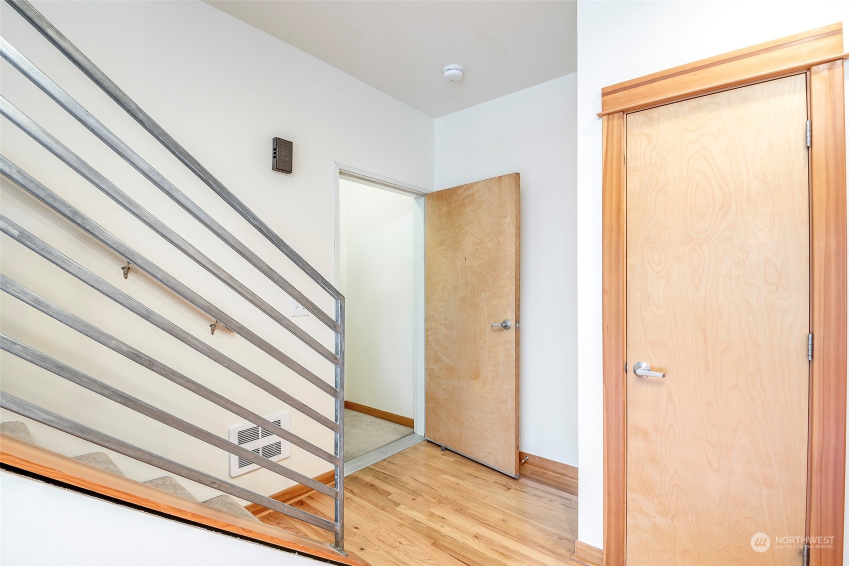 2520 S Jefferson Avenue Unit: F