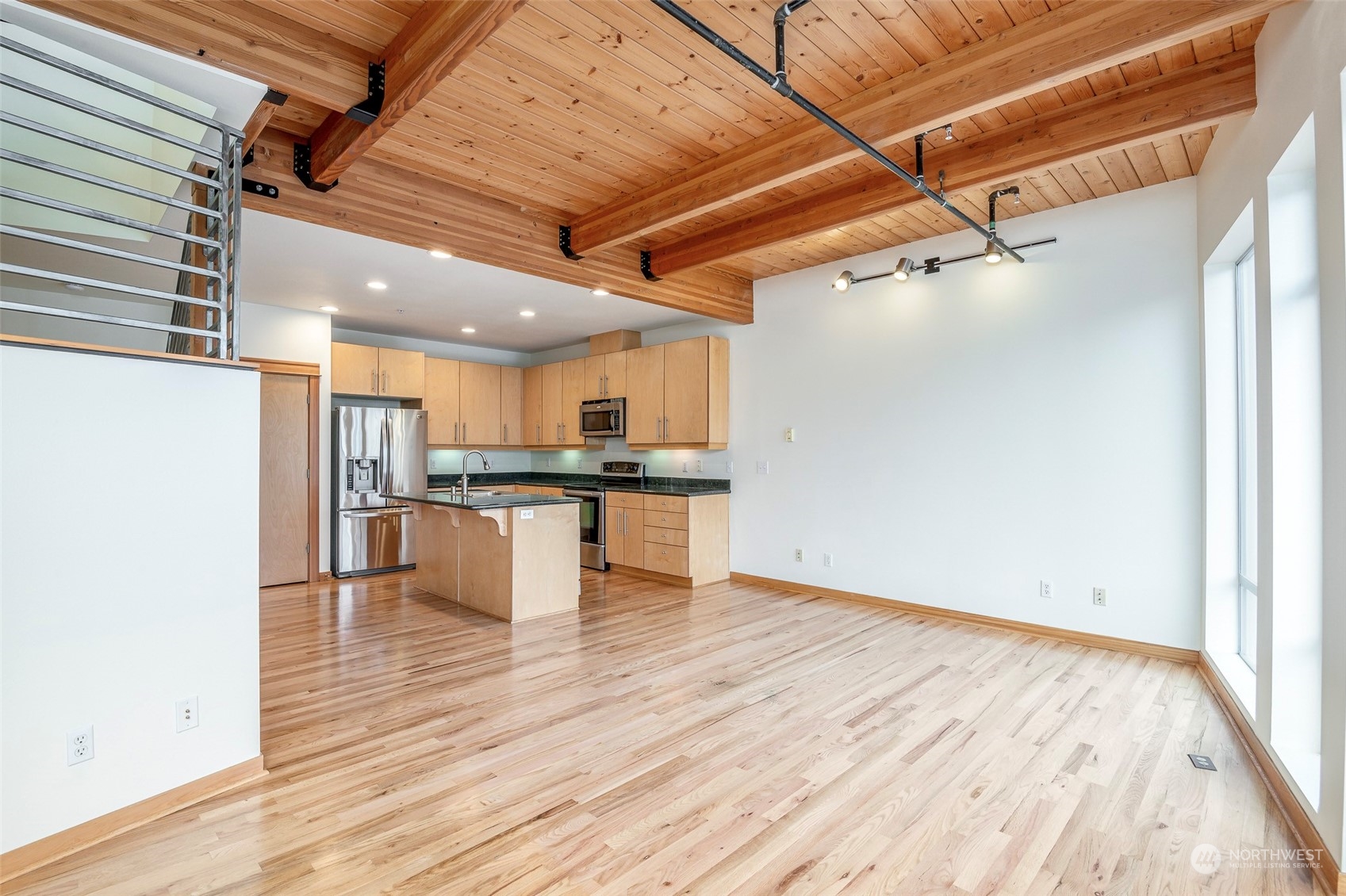 2520 S Jefferson Avenue Unit: F