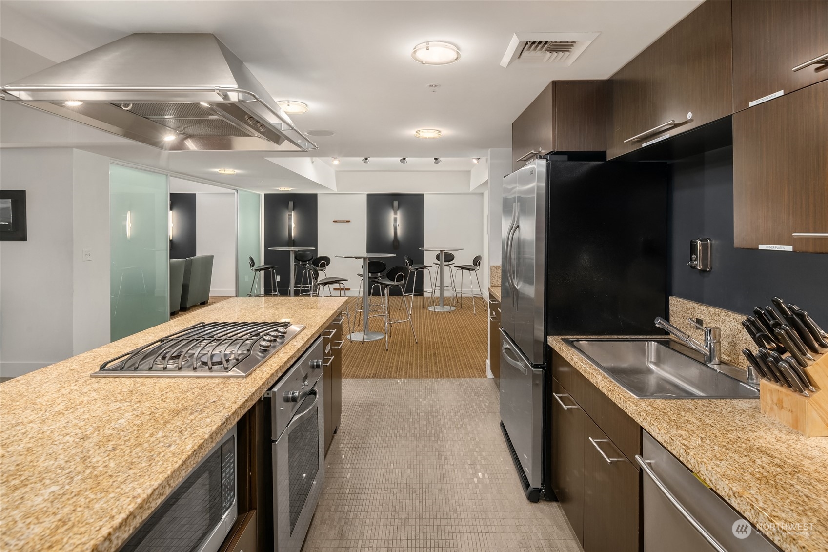 2911 2nd Avenue Unit: 1210