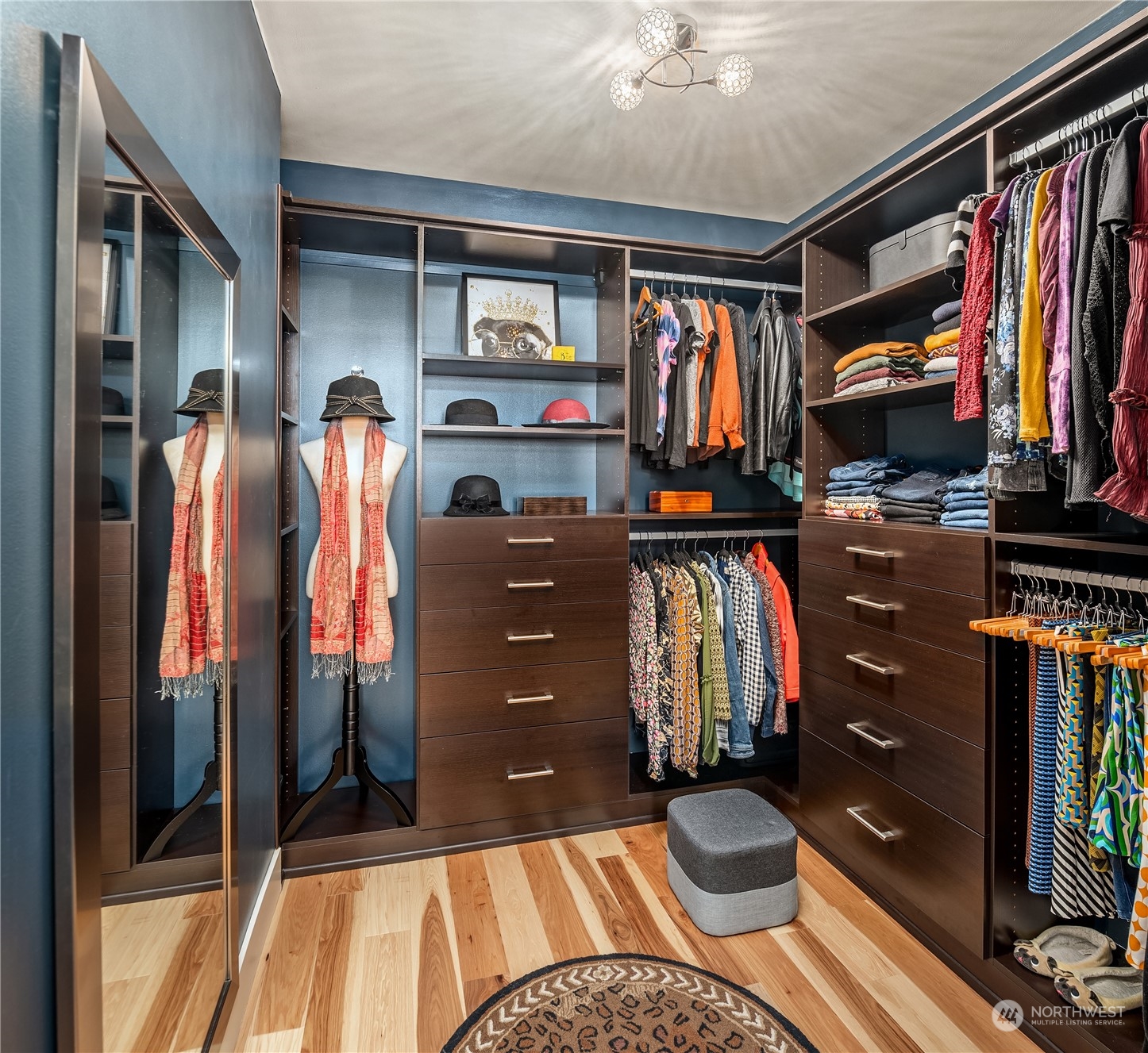 2911 2nd Avenue Unit: 1210