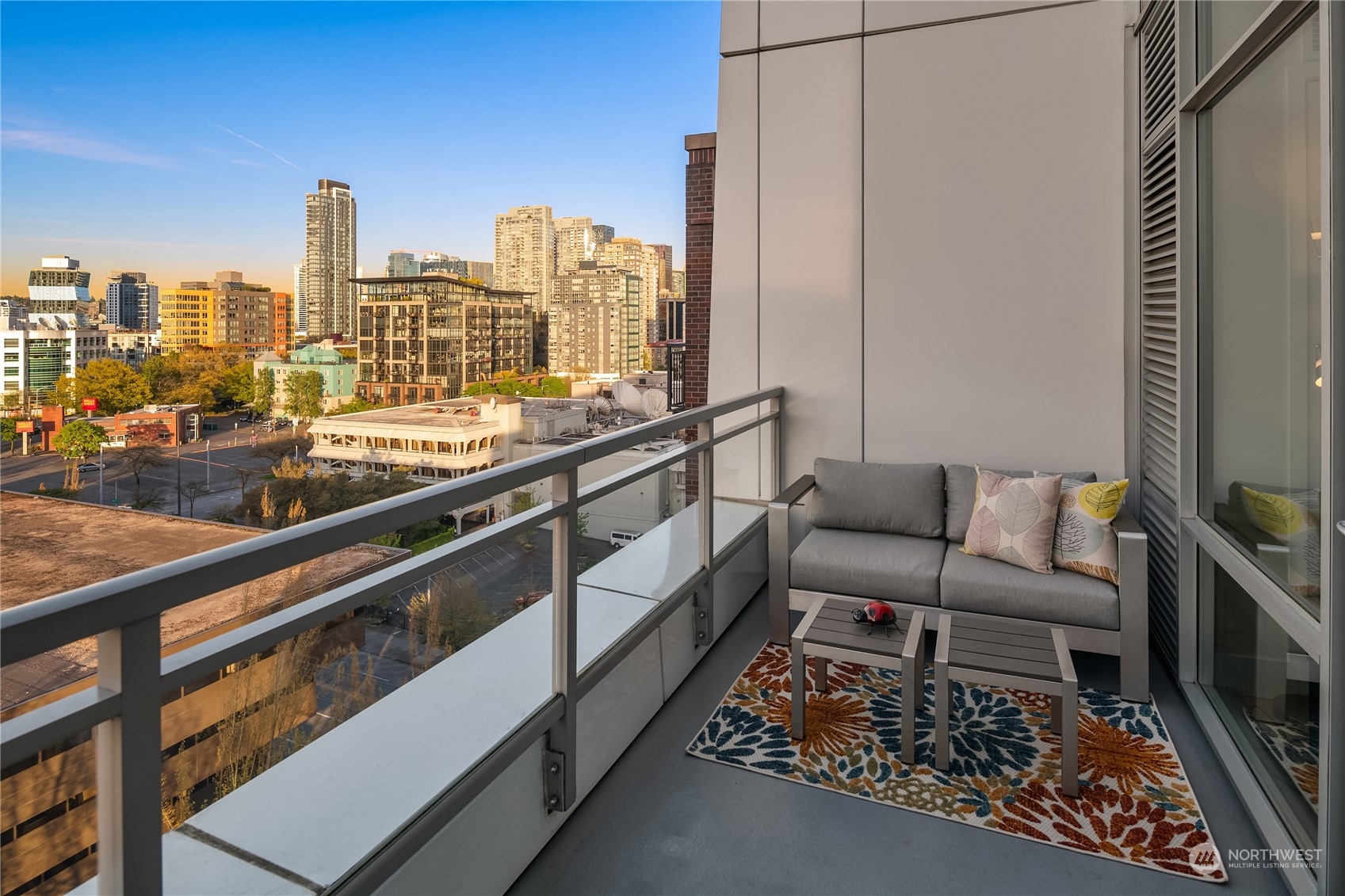 2911 2nd Avenue Unit: 1210