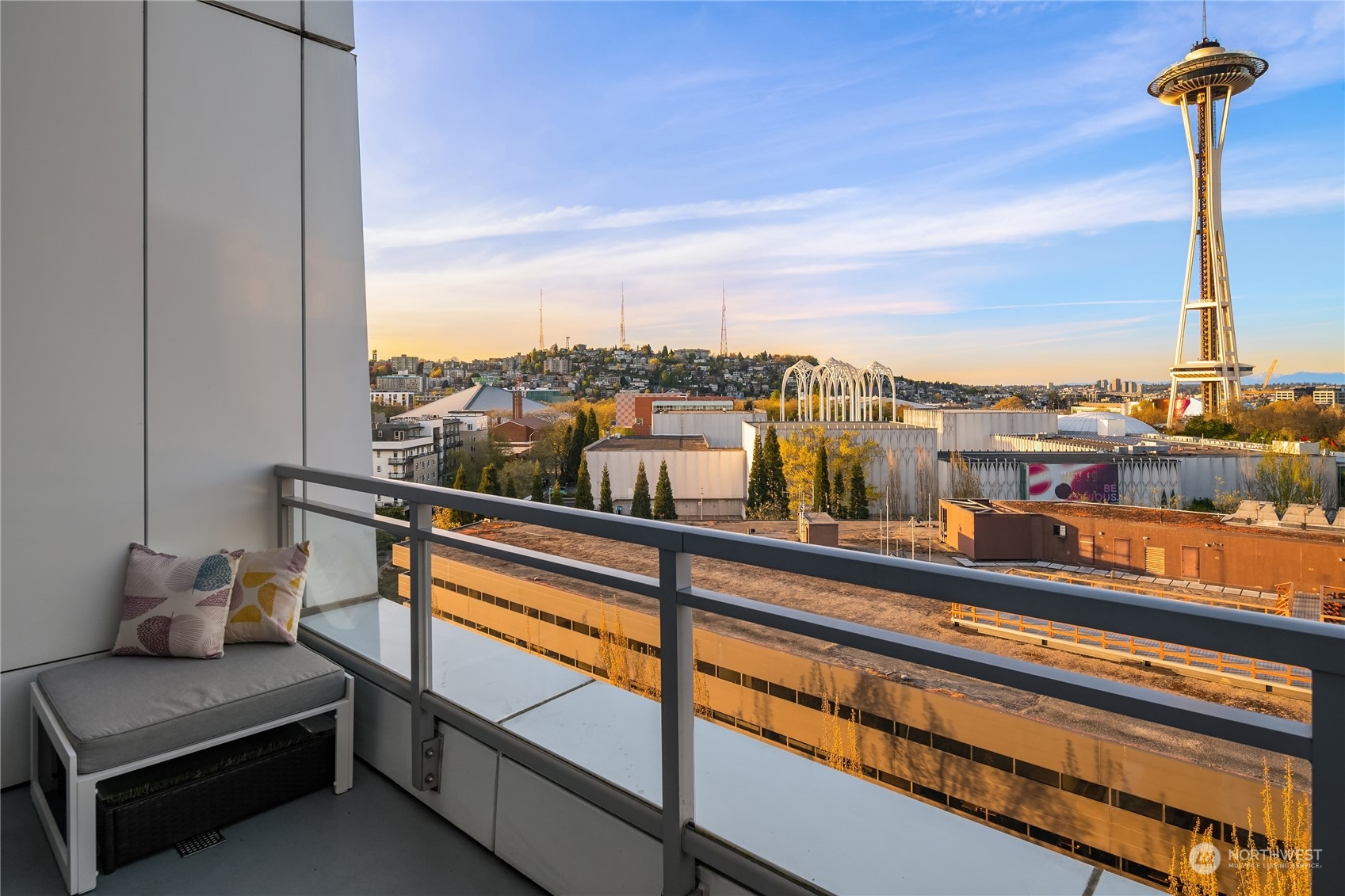 2911 2nd Avenue Unit: 1210
