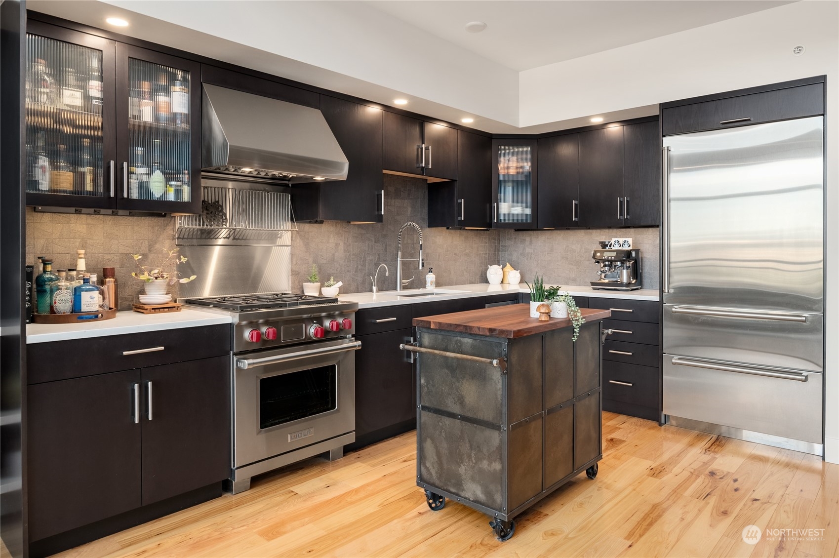 2911 2nd Avenue Unit: 1210