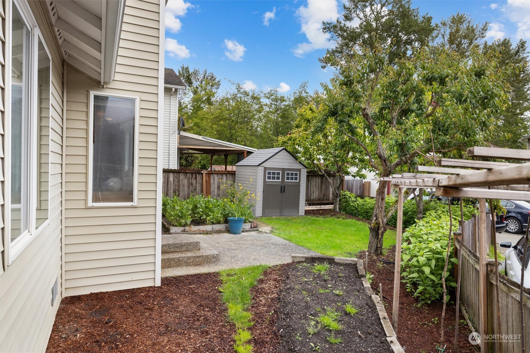 3020 Rosewood Street