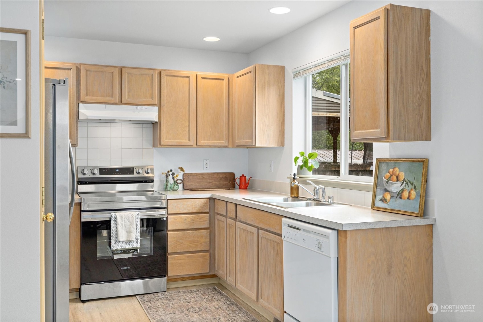 3020 Rosewood Street