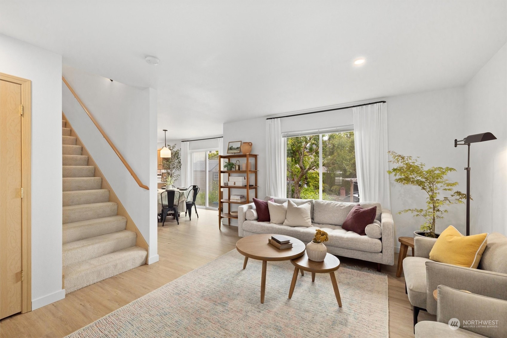 3020 Rosewood Street