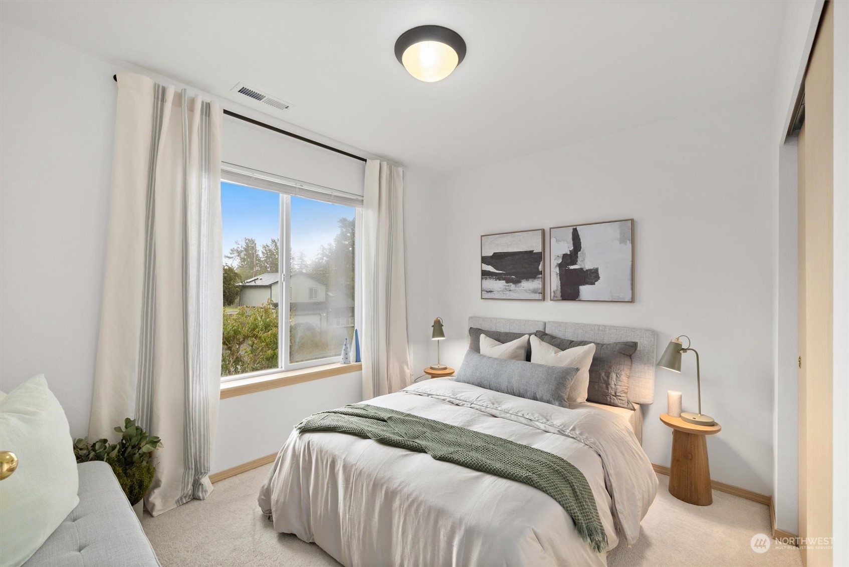 3020 Rosewood Street