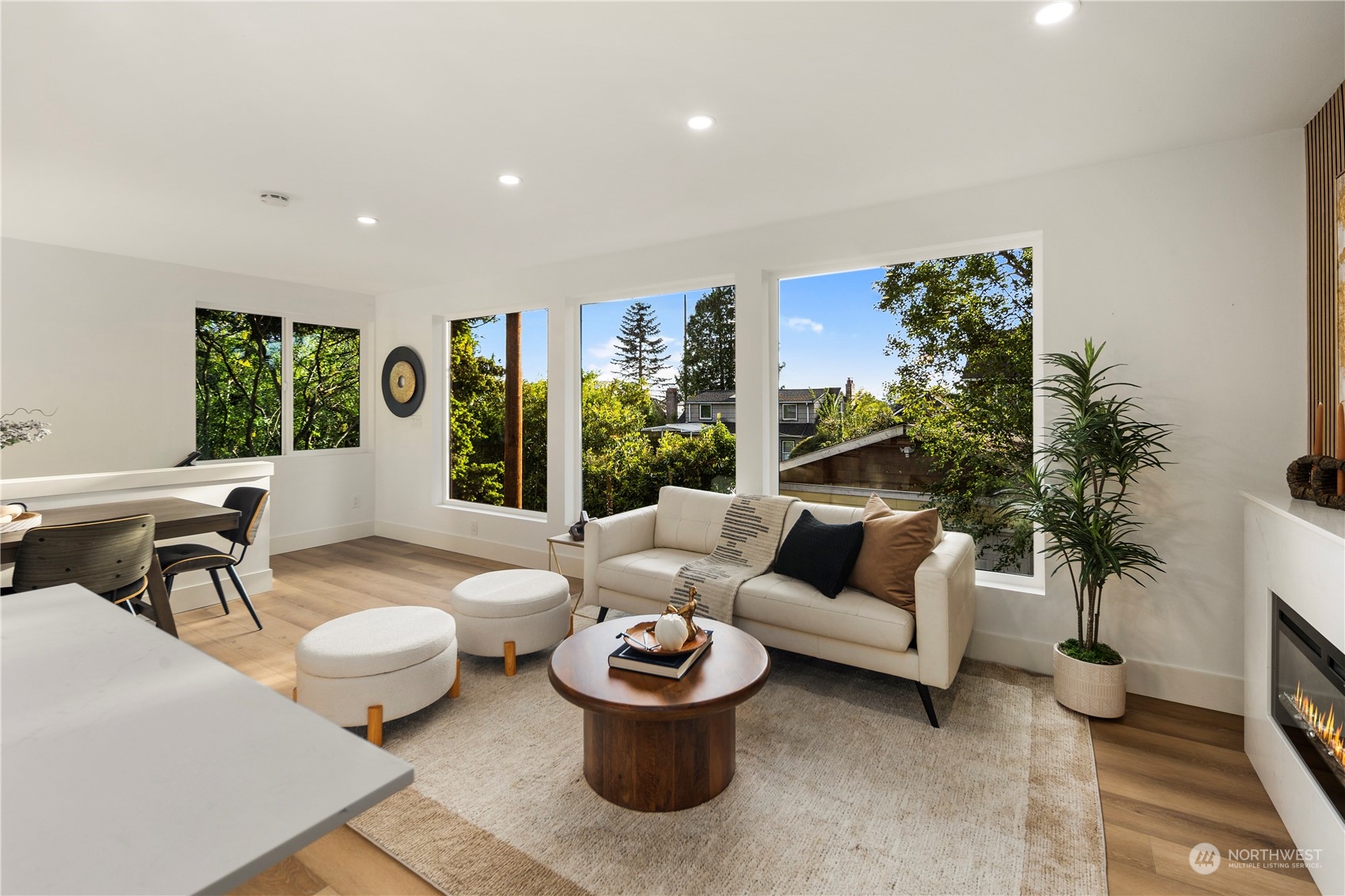 9009 Dayton Avenue N