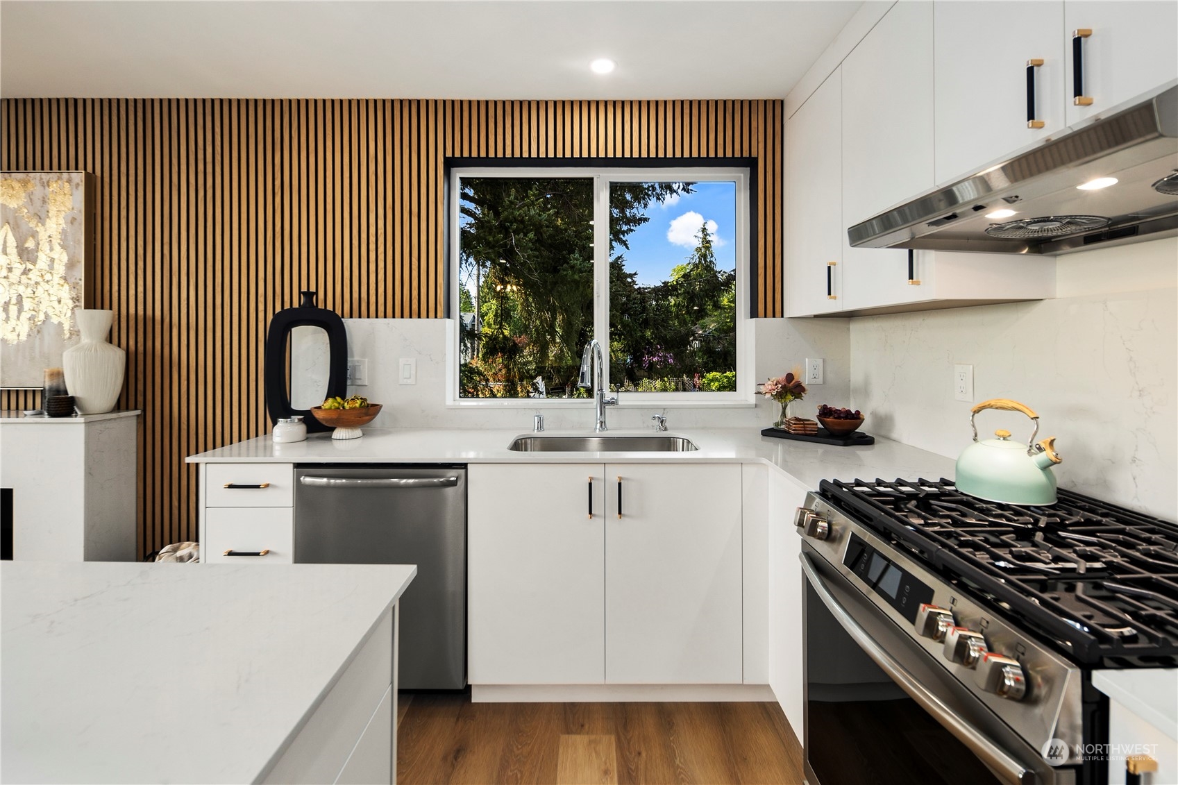 9009 Dayton Avenue N