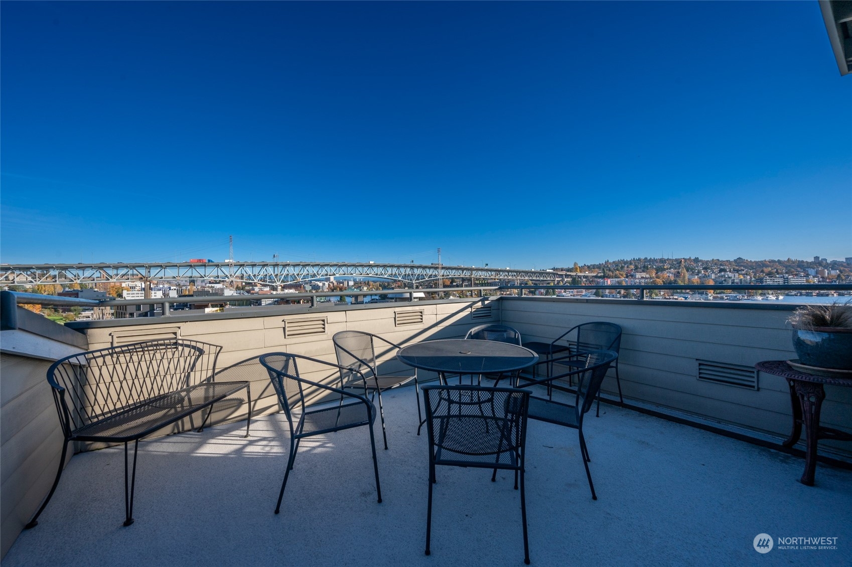 3926 1st Avenue NE Unit: 25