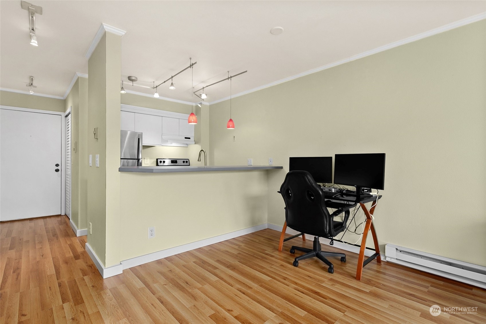 3926 1st Avenue NE Unit: 25