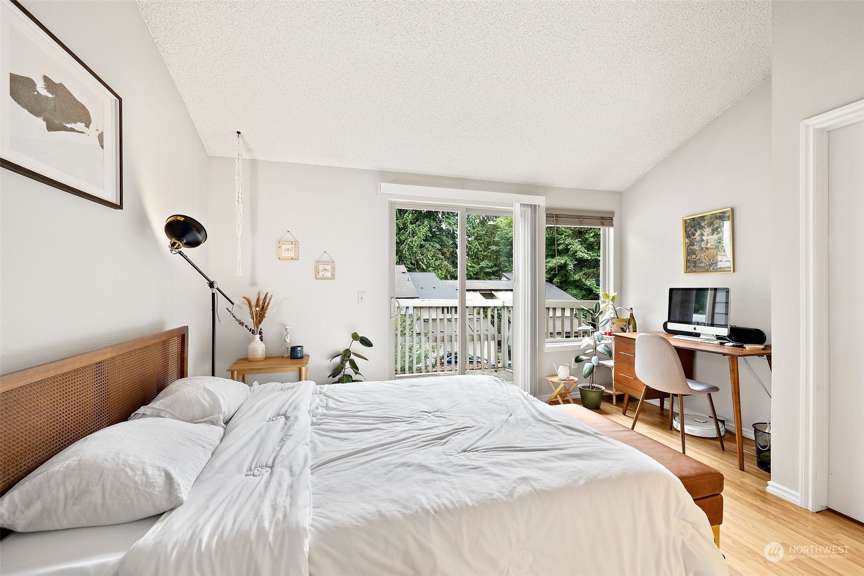 1555 Union Ave NE Unit: 40