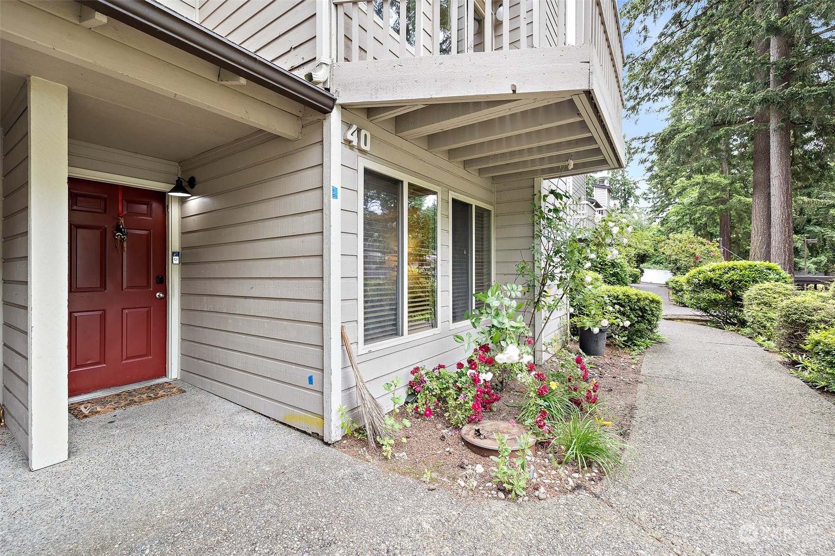 1555 Union Ave NE Unit: 40