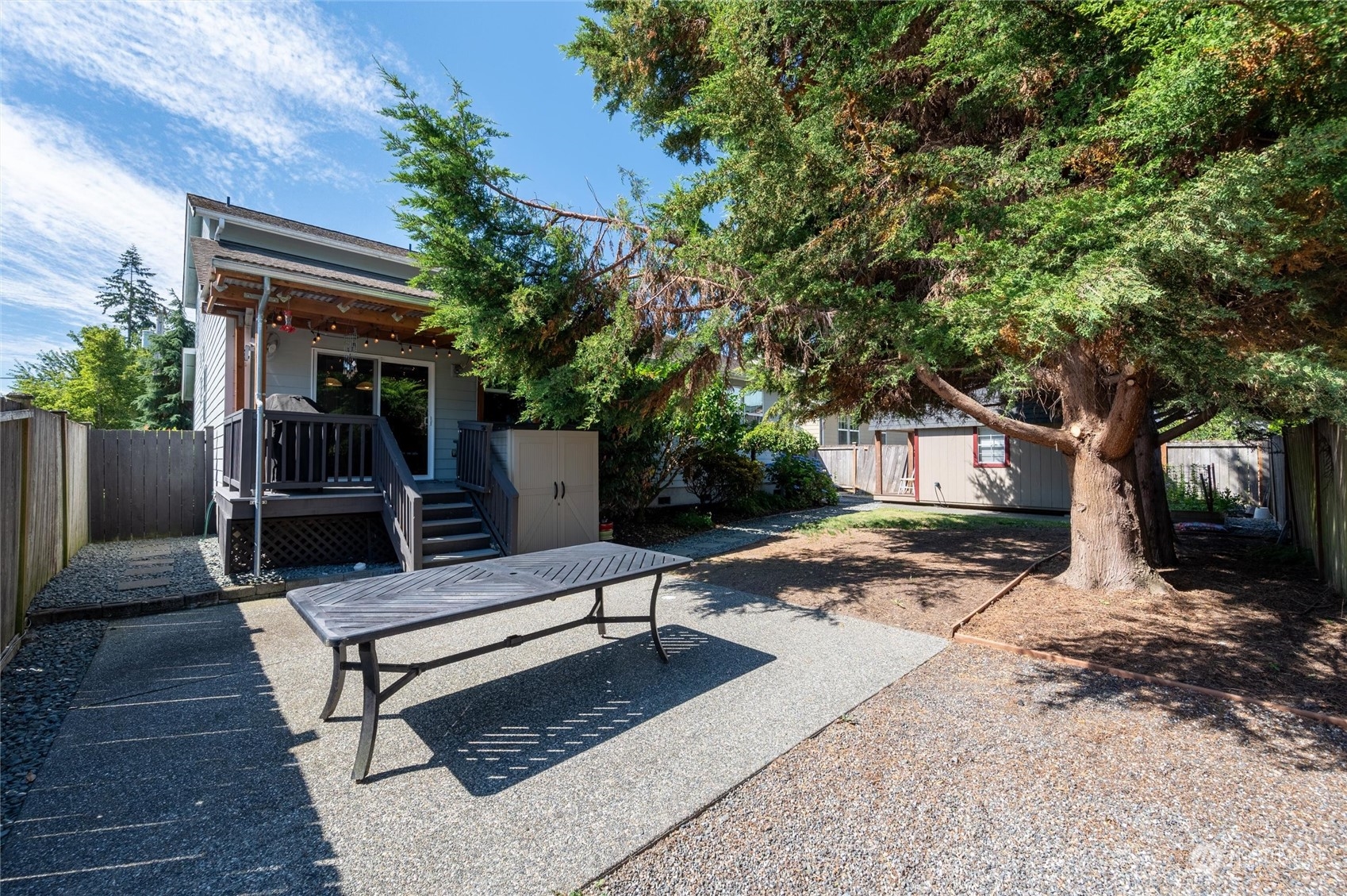 1817 E Fairhaven Avenue