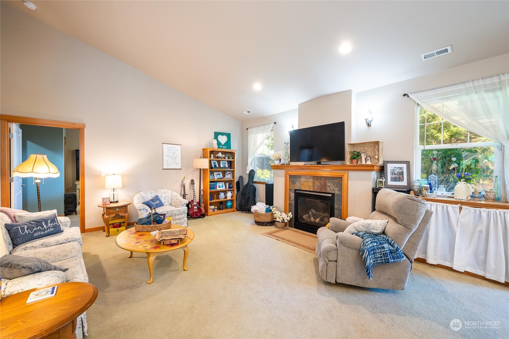 1817 E Fairhaven Avenue