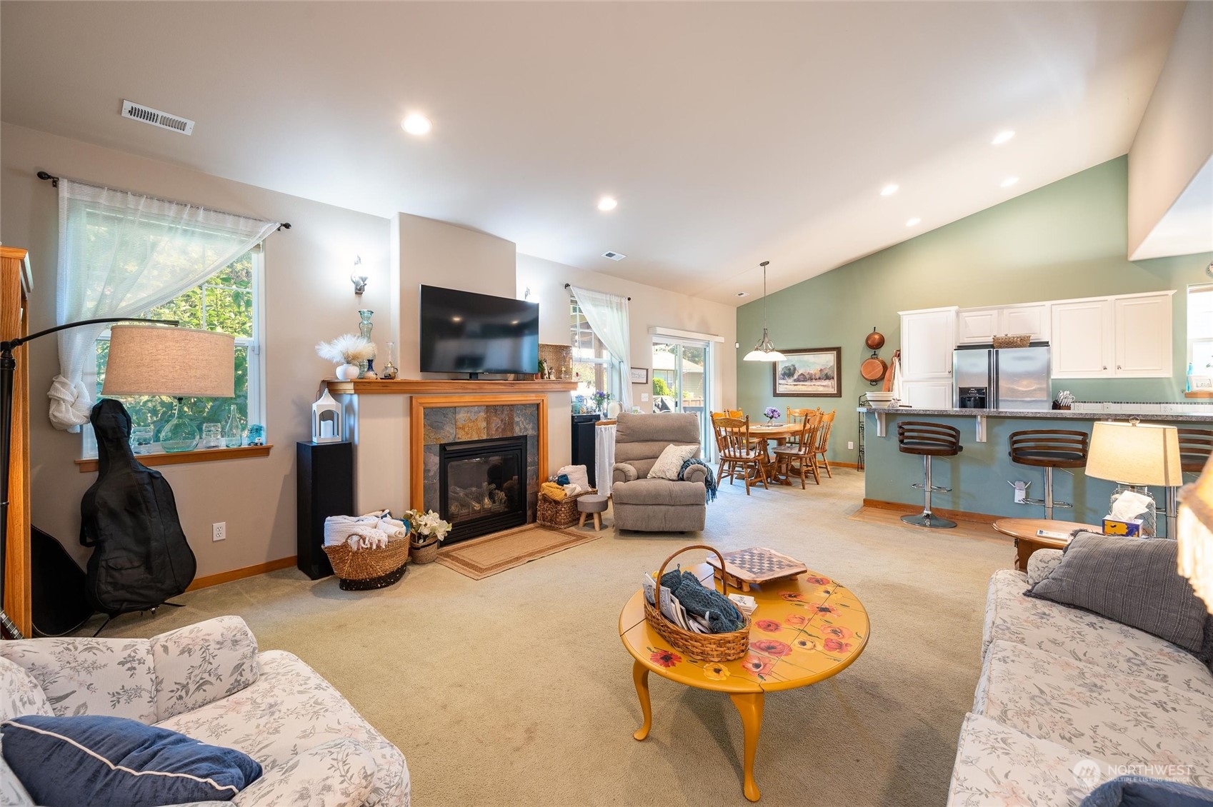 1817 E Fairhaven Avenue