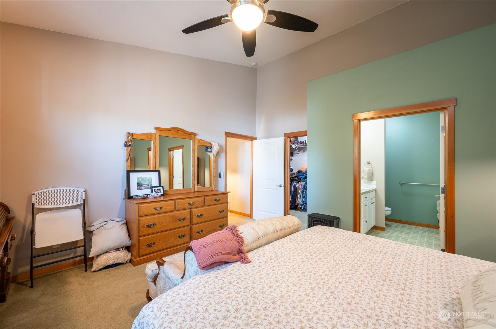 1817 E Fairhaven Avenue