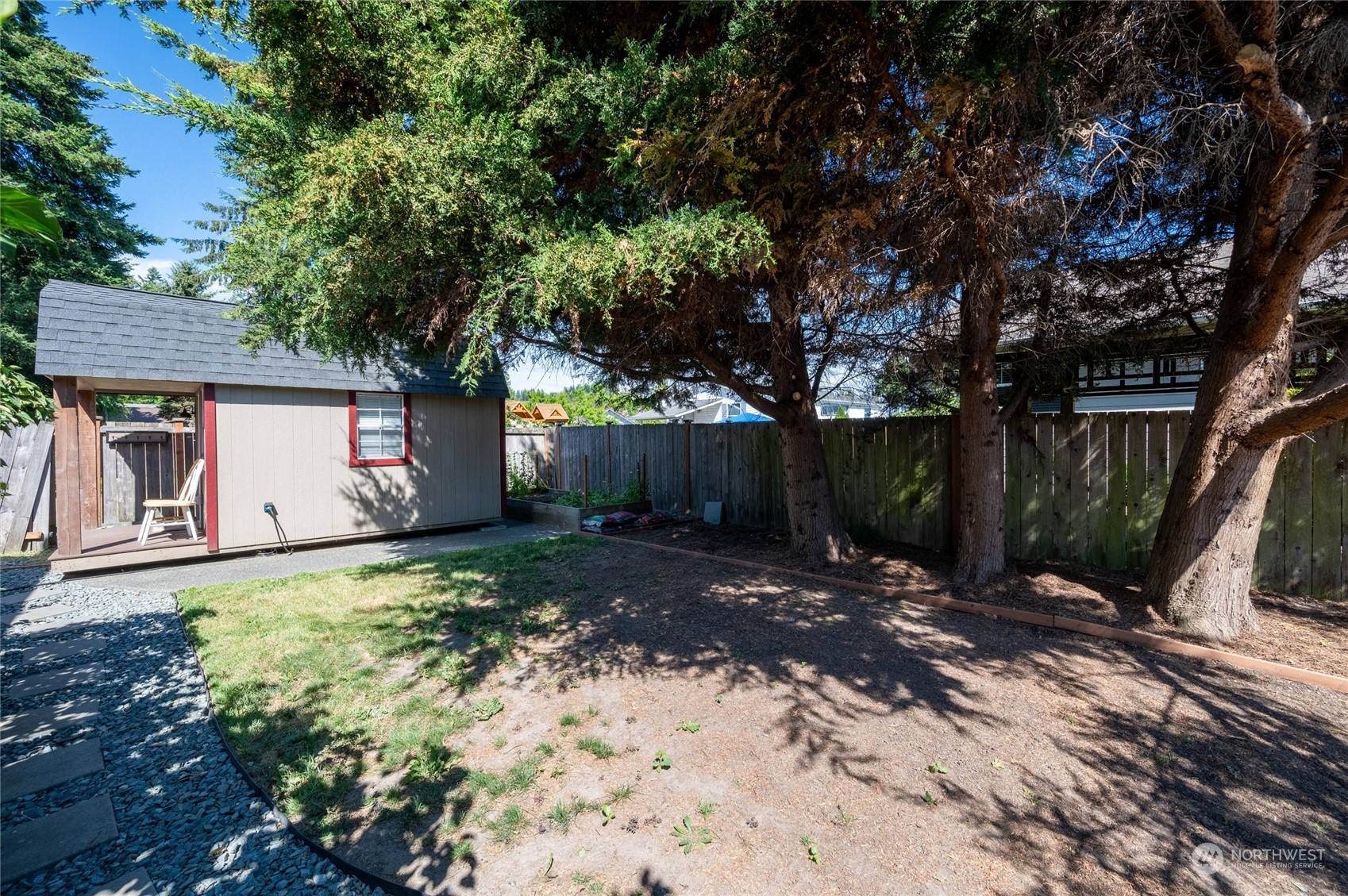 1817 E Fairhaven Avenue