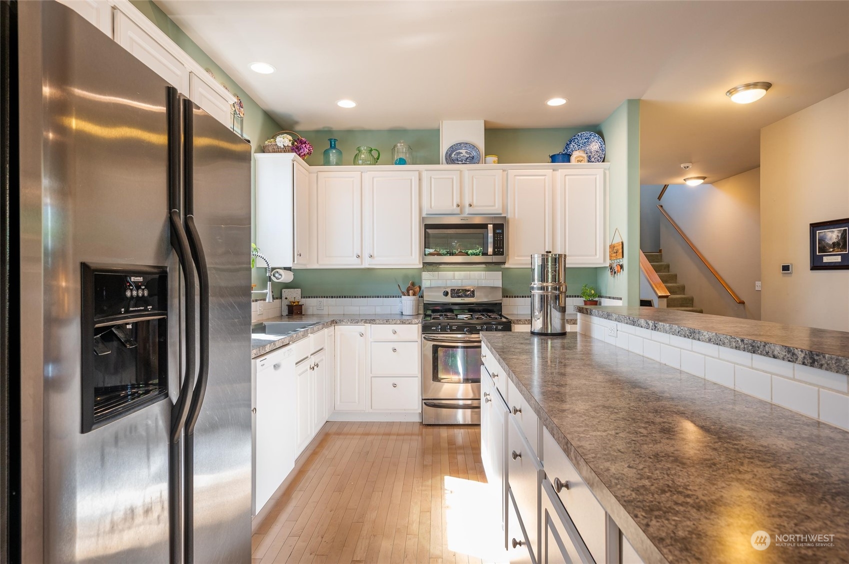 1817 E Fairhaven Avenue