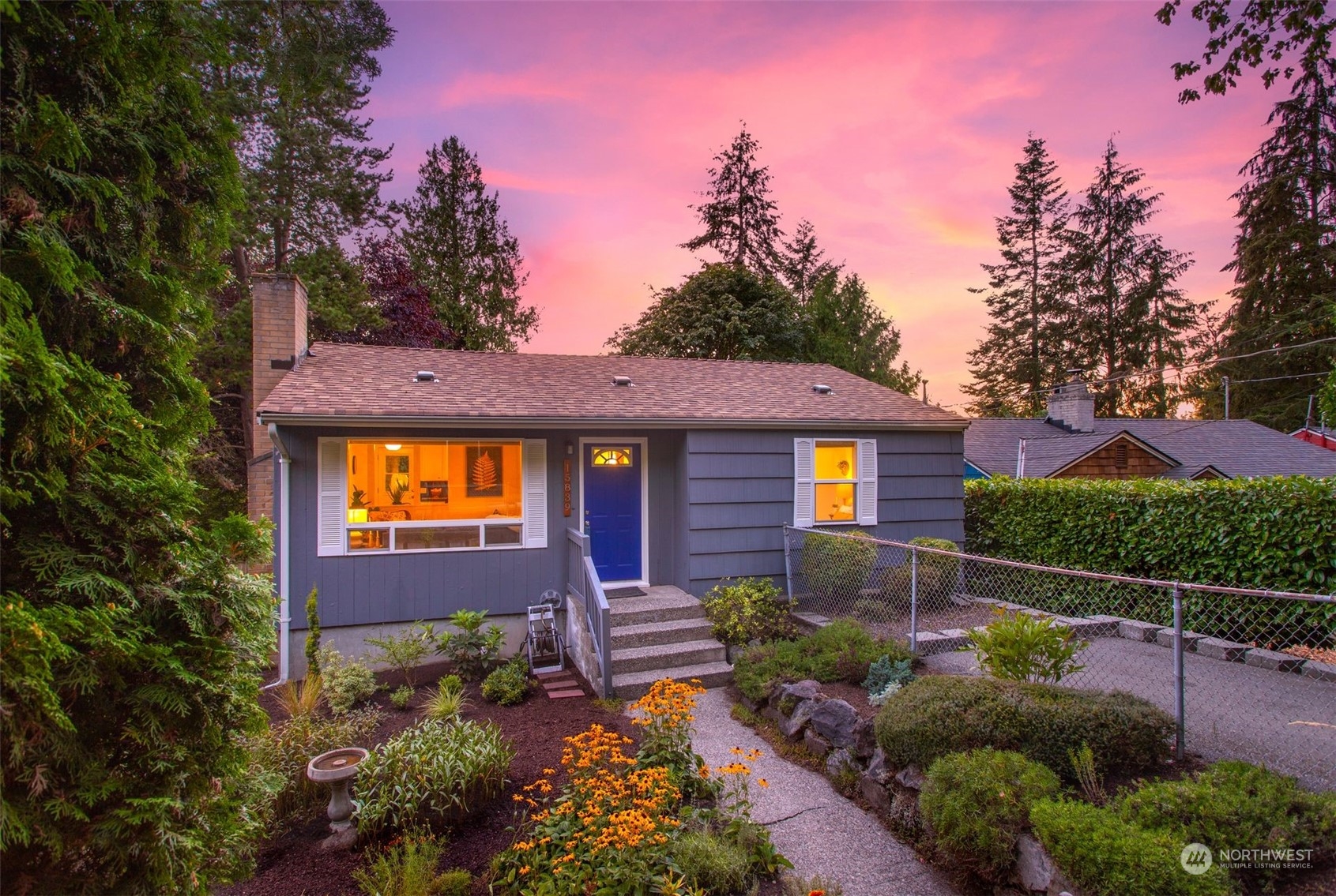 15839 15th Avenue NE