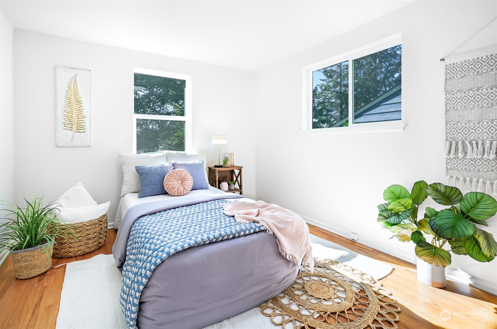 15839 15th Avenue NE