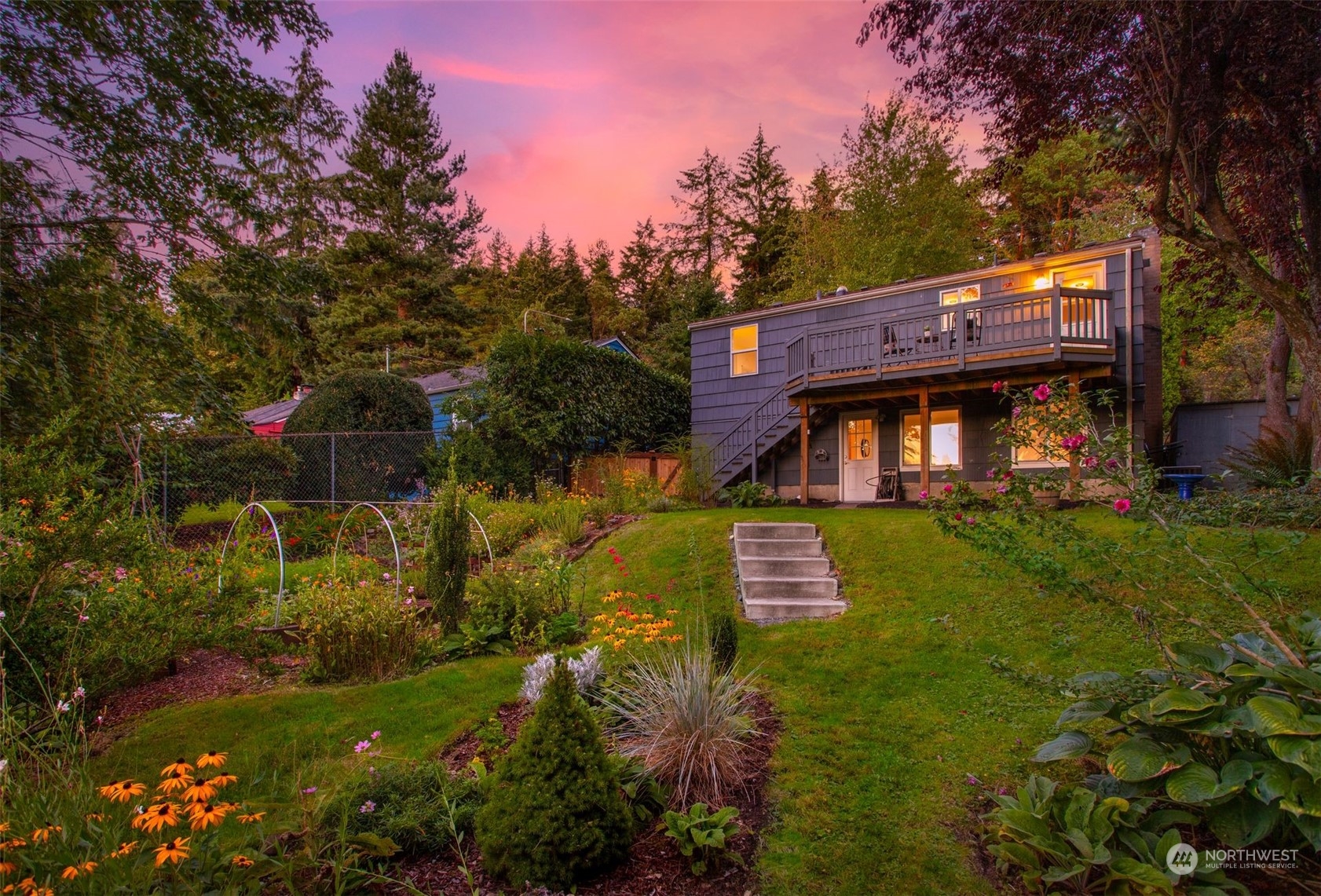 15839 15th Avenue NE