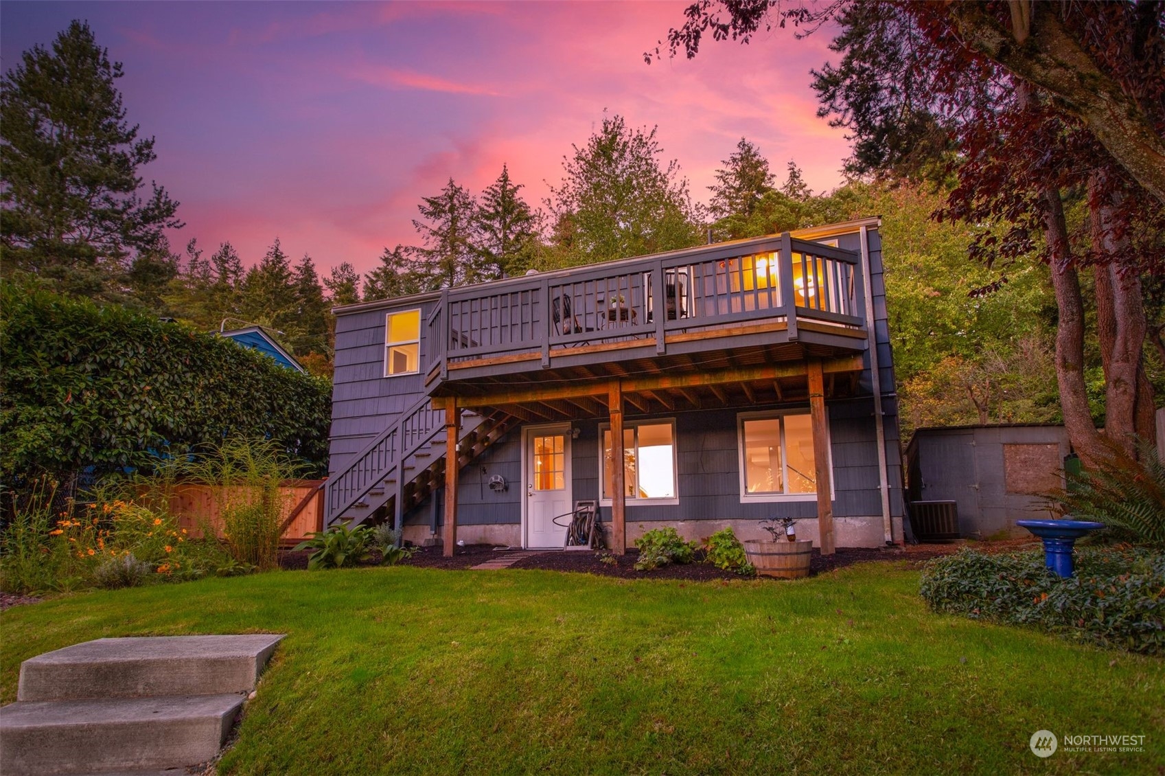 15839 15th Avenue NE