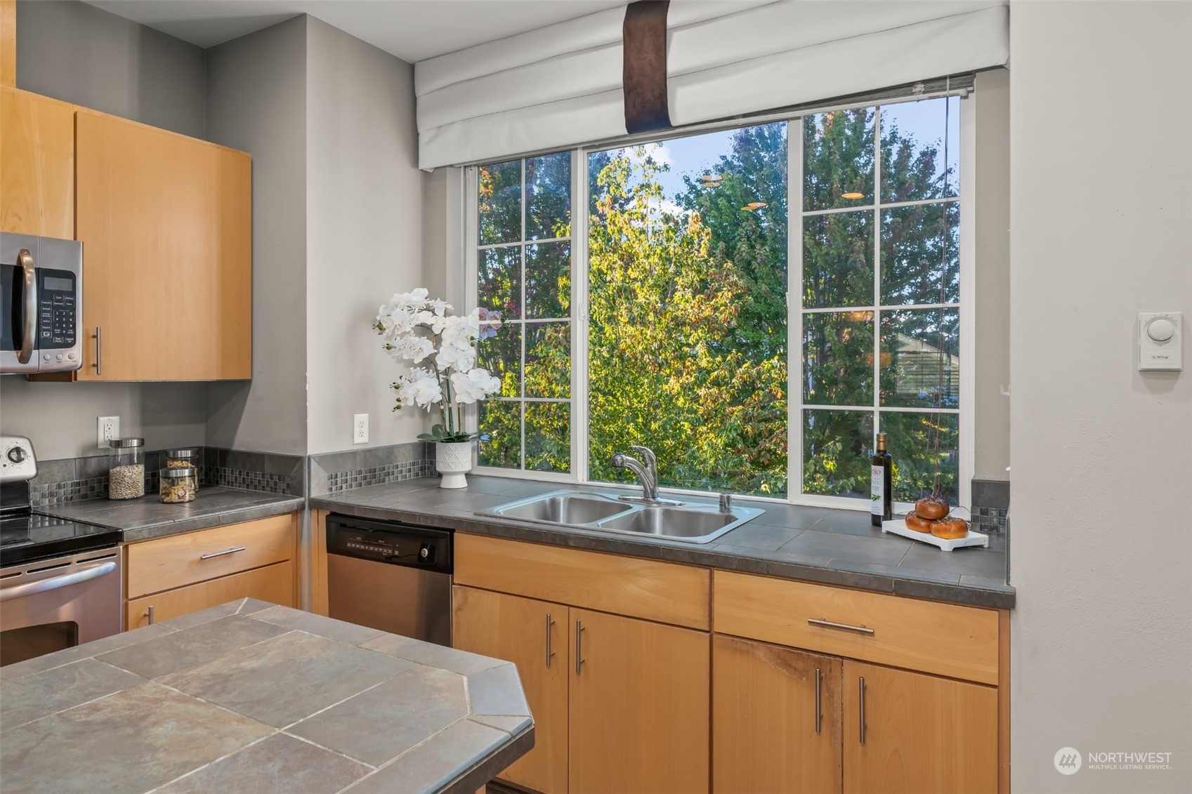 2809 SW Morgan Street