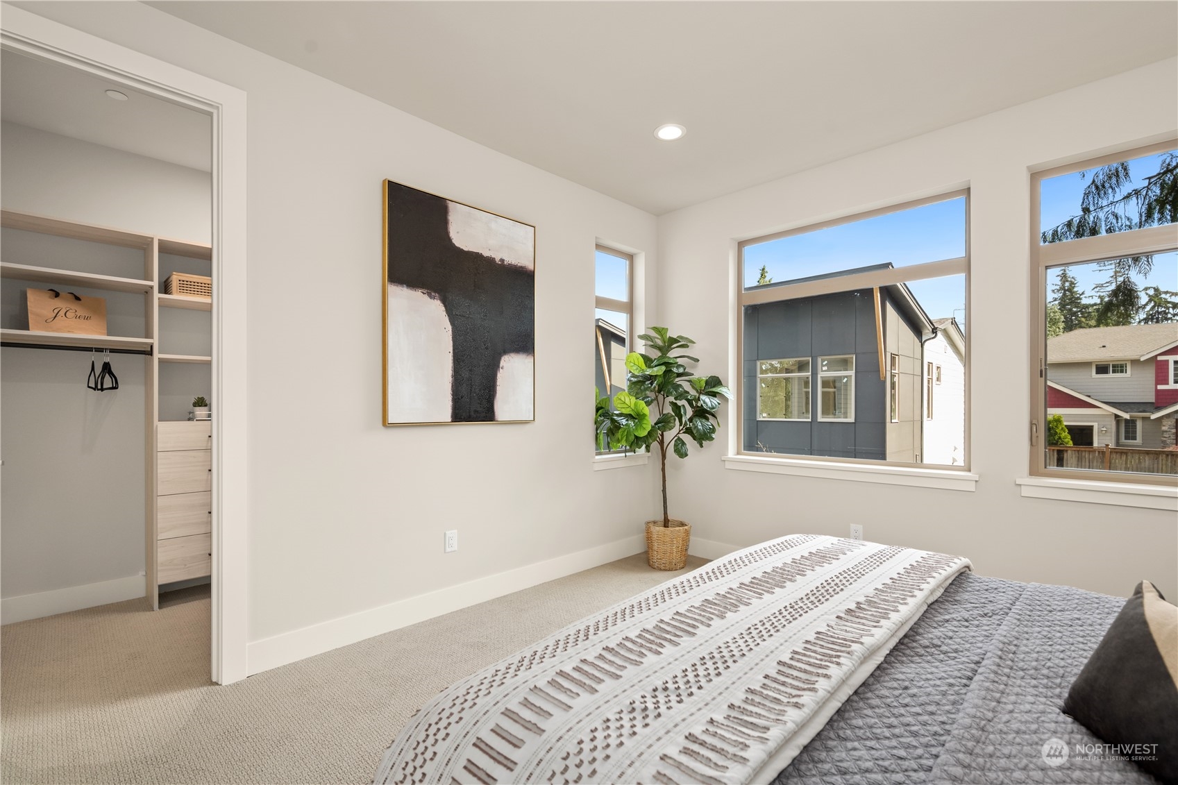 9227 125th Avenue NE