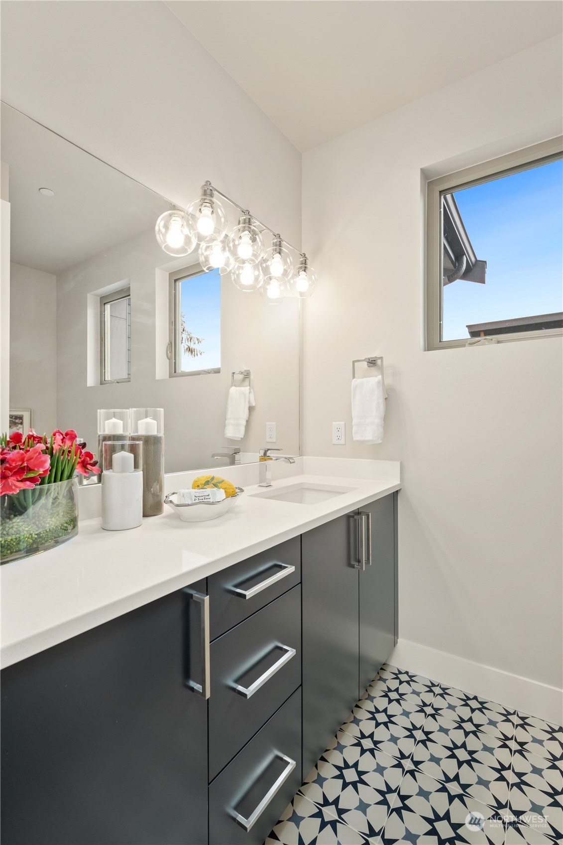 9227 125th Avenue NE