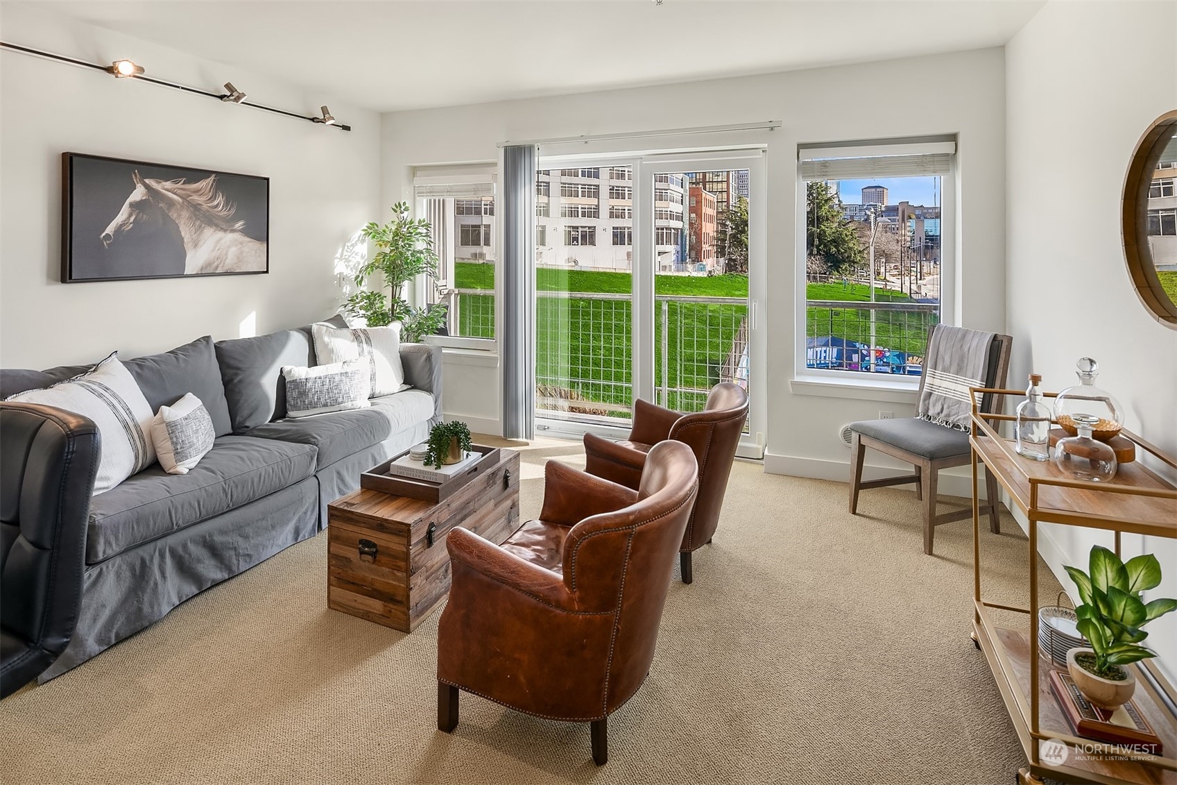 2440 Western Avenue Unit: 513