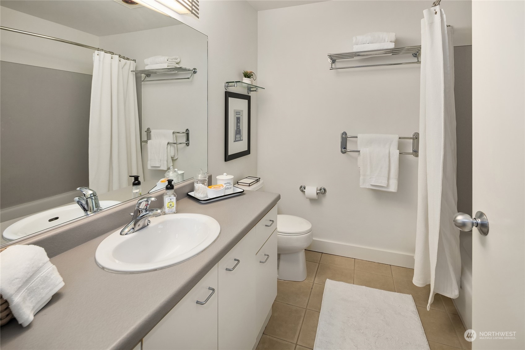 2440 Western Avenue Unit: 513