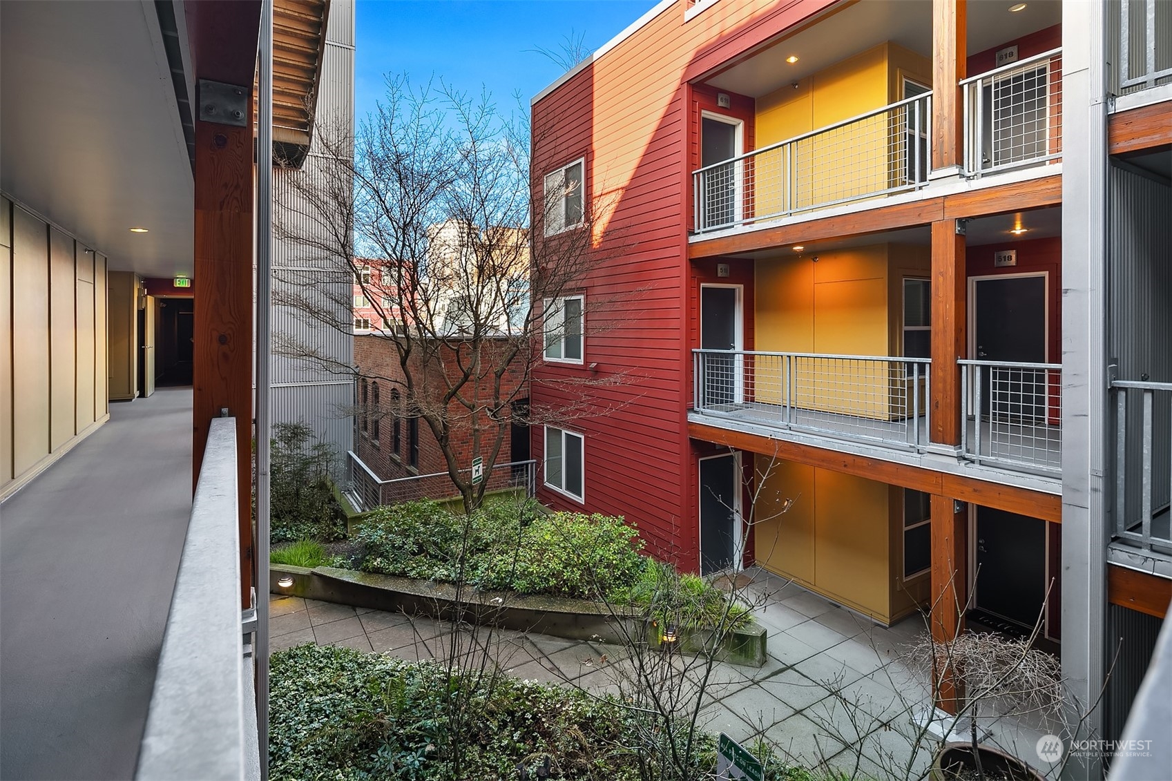 2440 Western Avenue Unit: 513