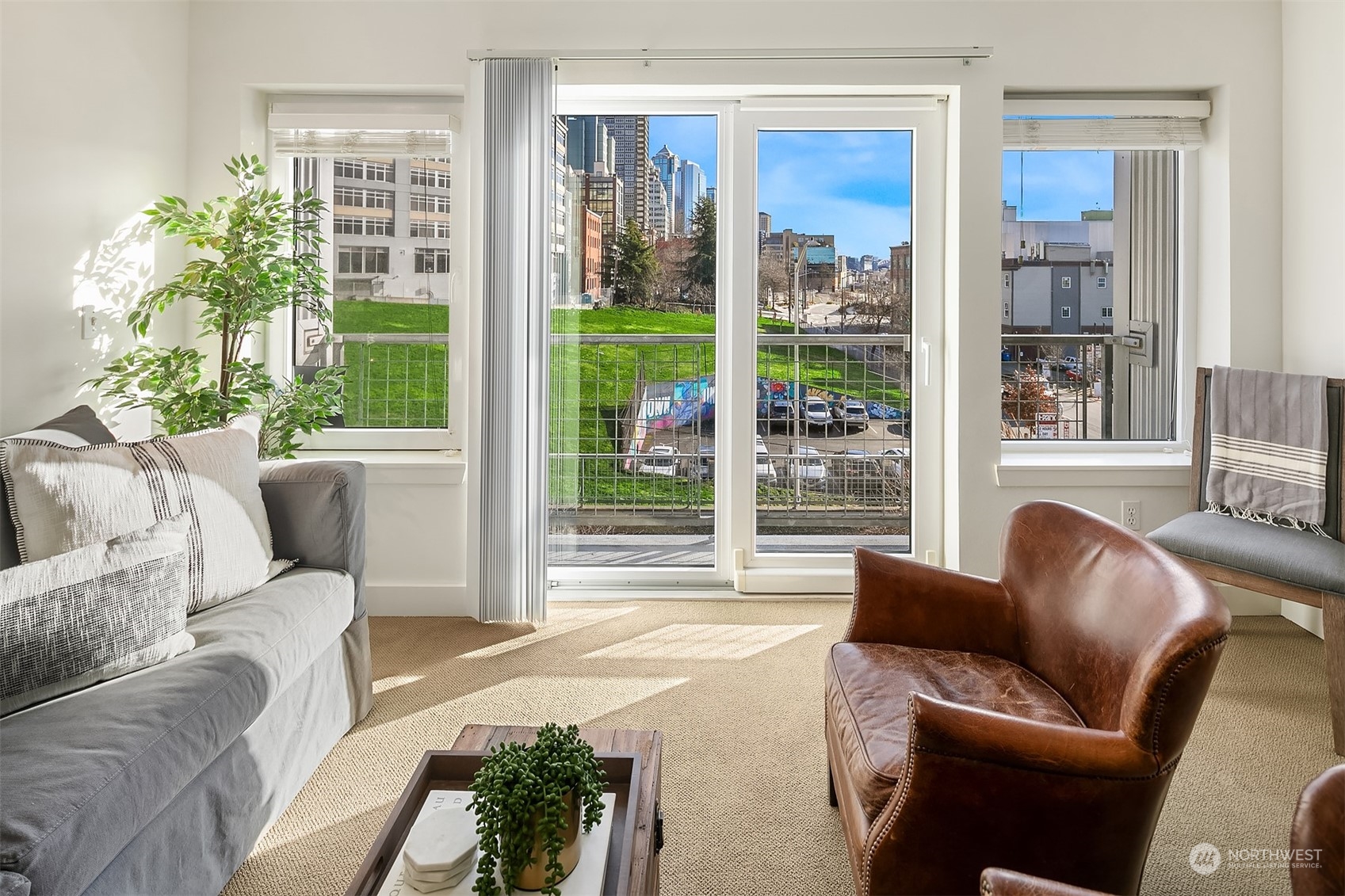 2440 Western Avenue Unit: 513