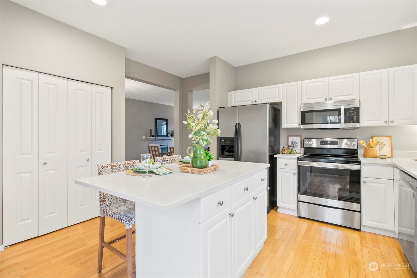 16761 Woodside Drive SE