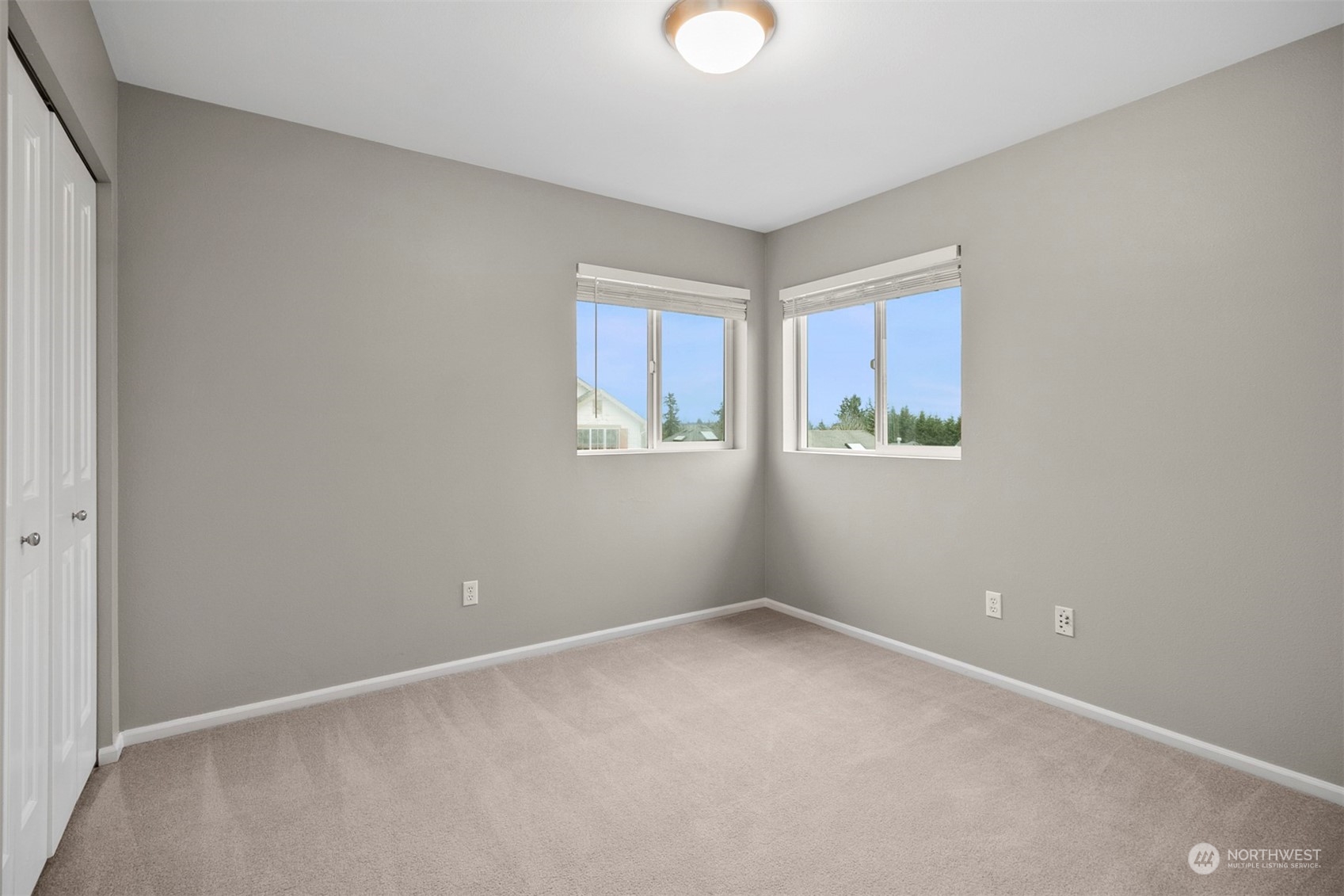 16761 Woodside Drive SE