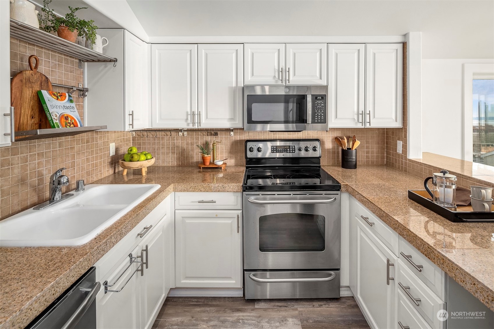 15 Prospect Street Unit: B201