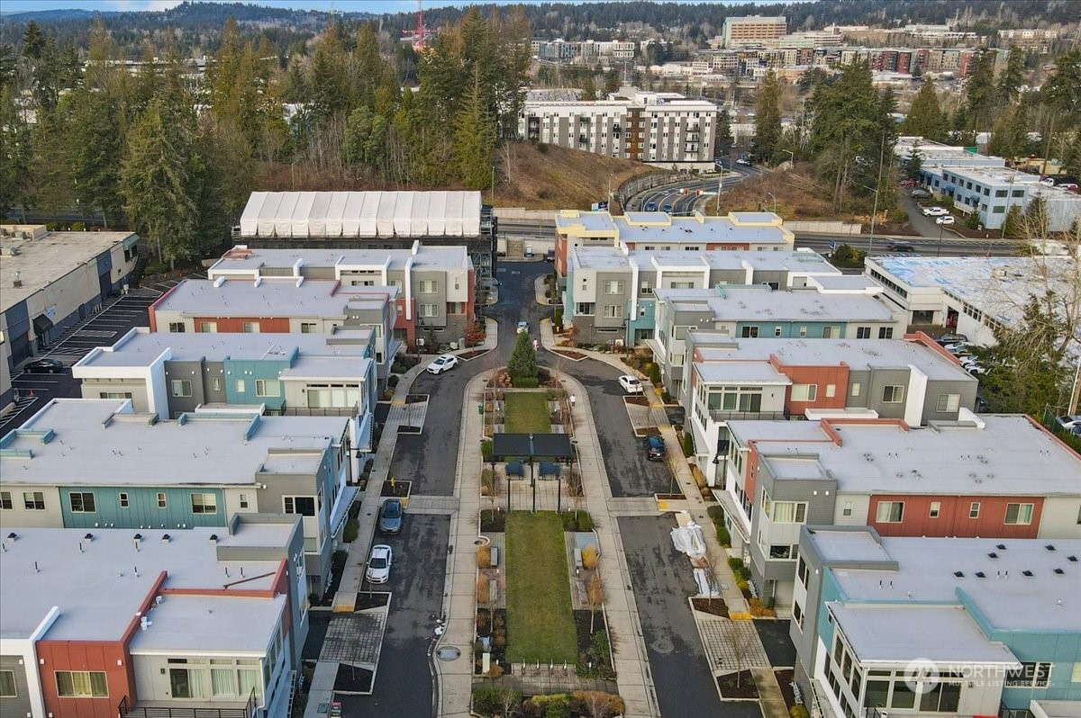 11526 117th Lane NE Unit: 5