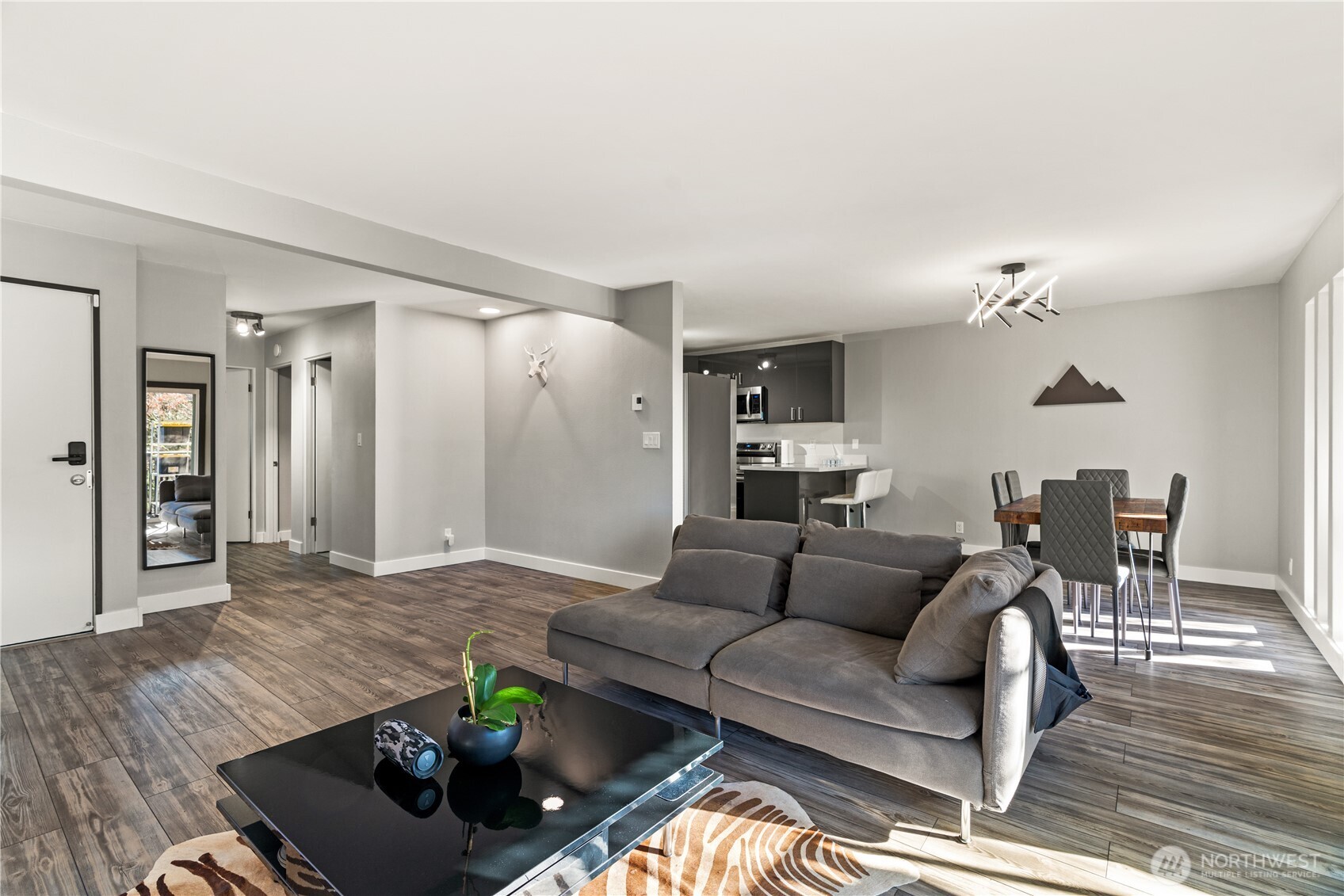 1425 S Puget Drive Unit: G6