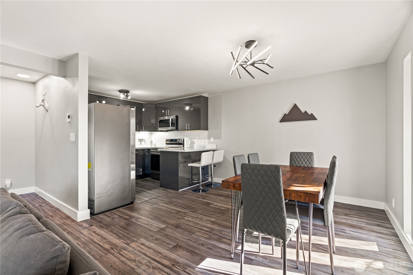 1425 S Puget Drive Unit: G6