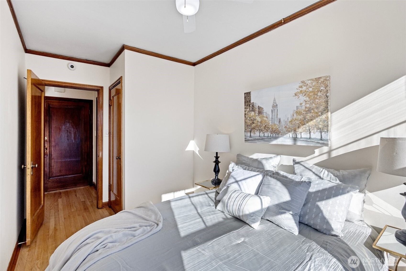 400 Boylston Avenue E Unit: 402