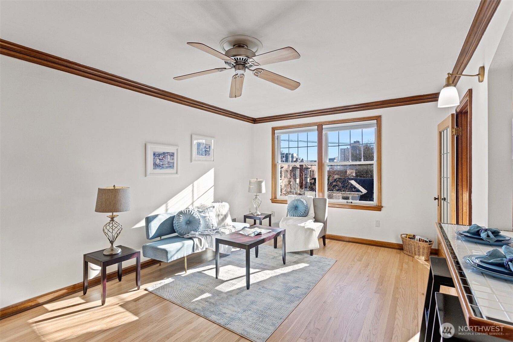 400 Boylston Avenue E Unit: 402