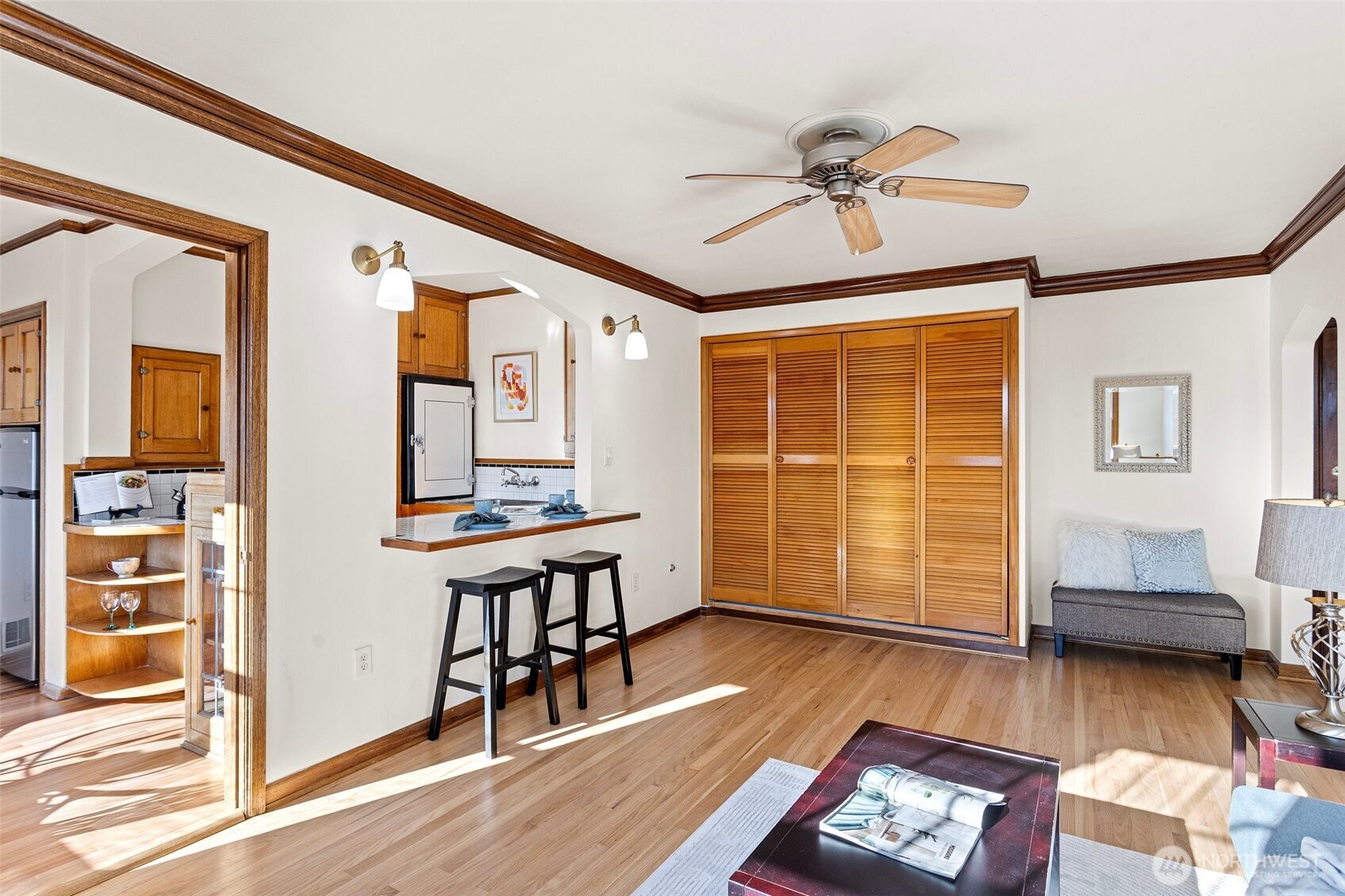 400 Boylston Avenue E Unit: 402