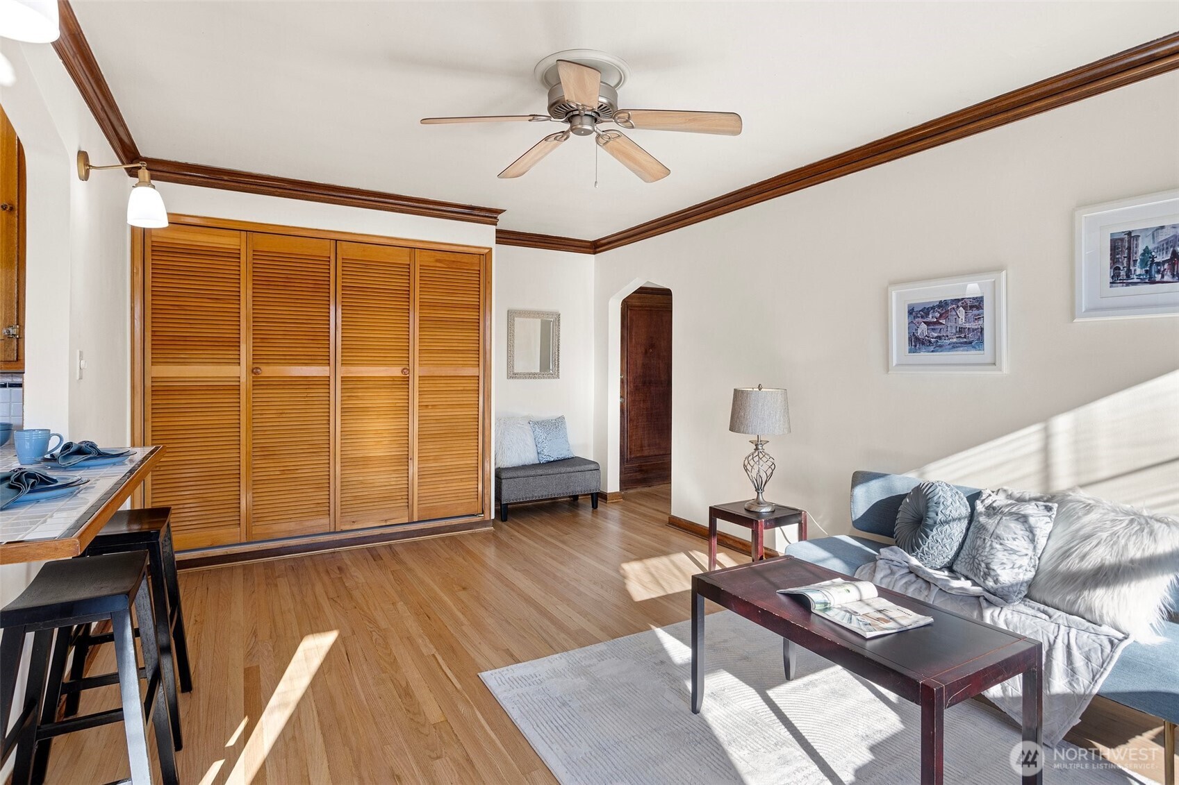 400 Boylston Avenue E Unit: 402