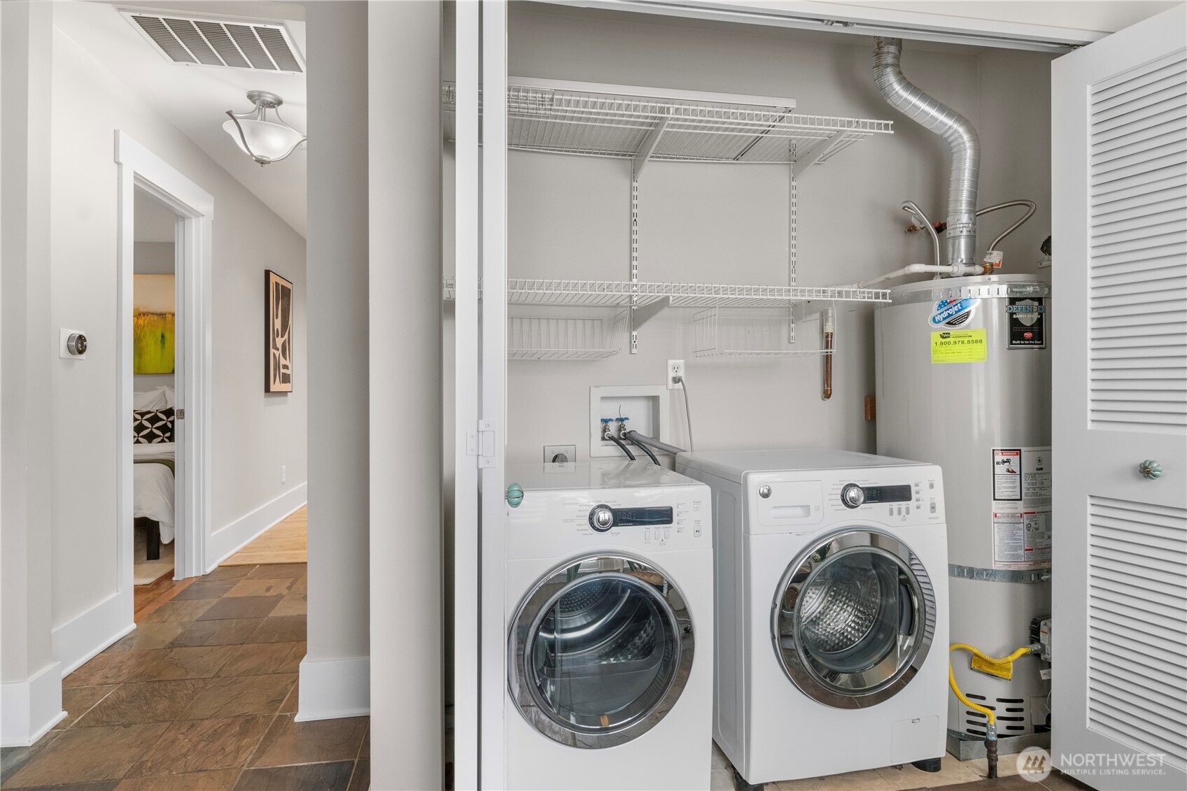 4021 Evanston Avenue N