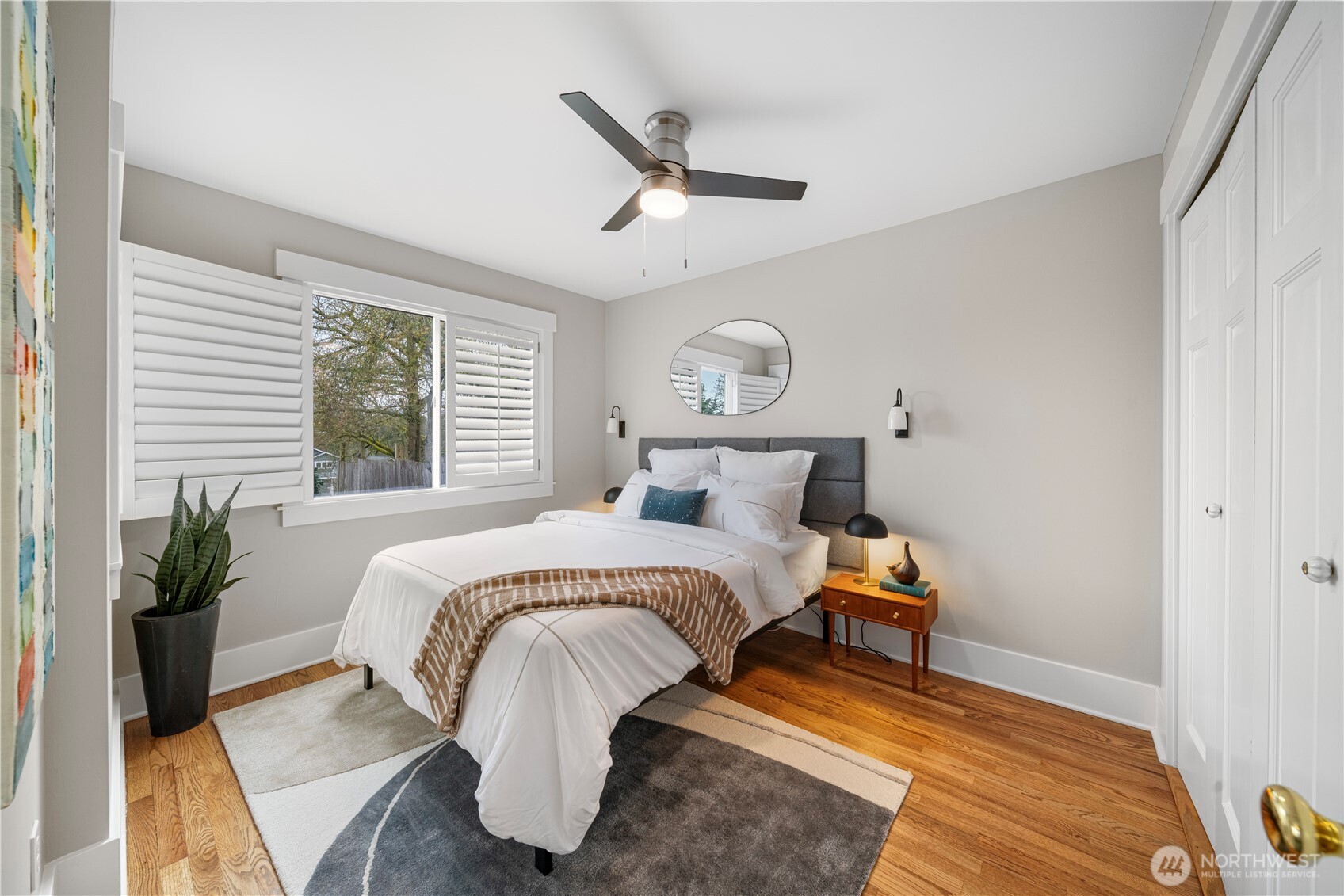 4021 Evanston Avenue N